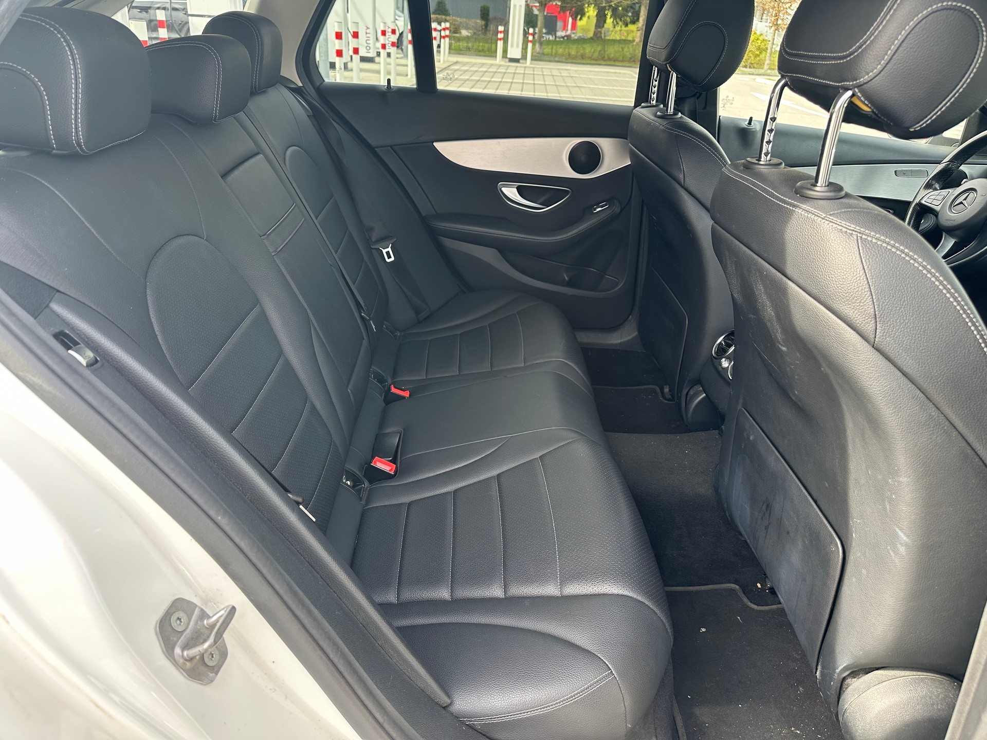 MERCEDES-BENZ C 220 d Exclusive 4Matic 7G-Tronic-image-6