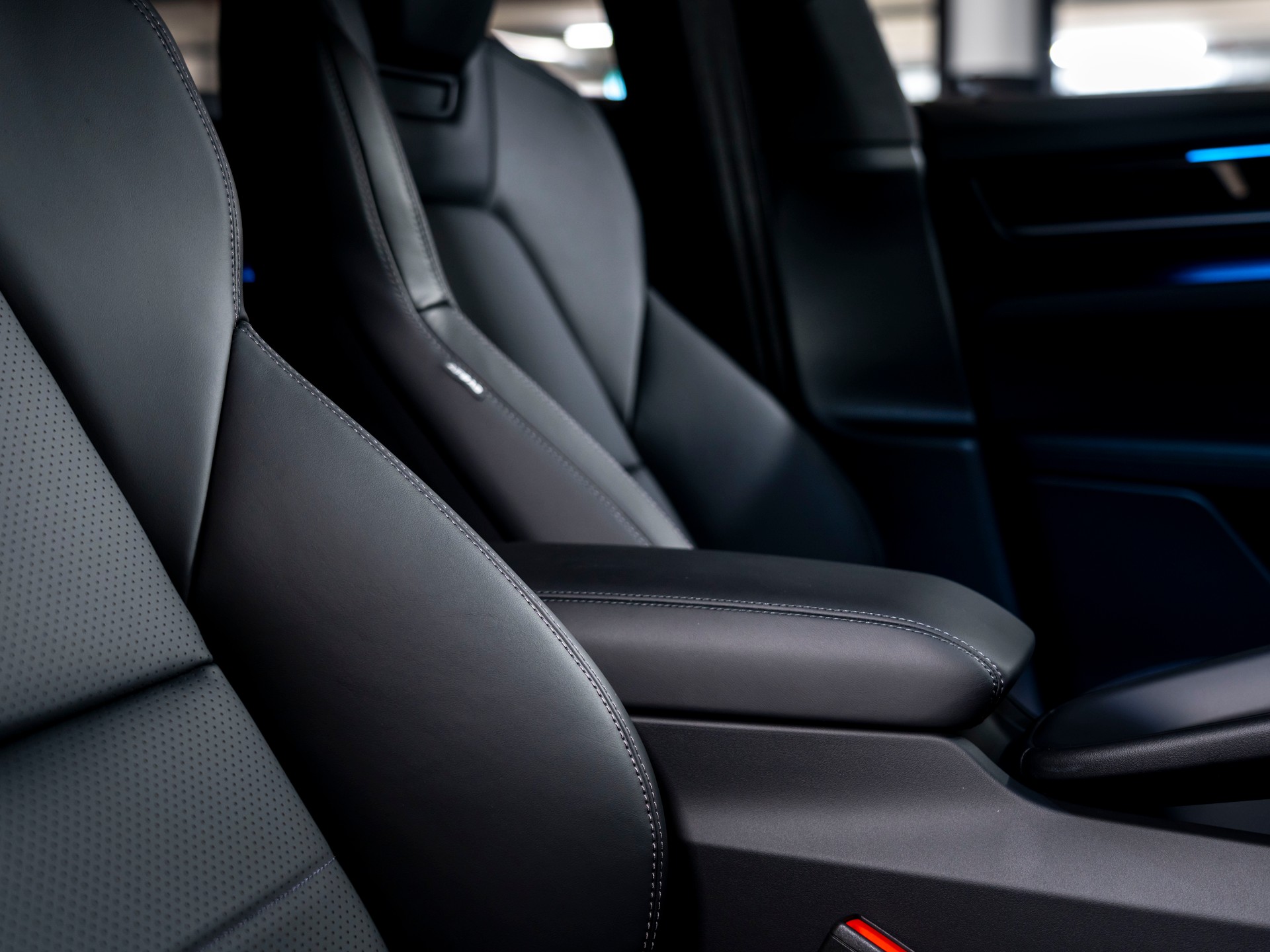 PORSCHE Macan 4 100kWh-image-23