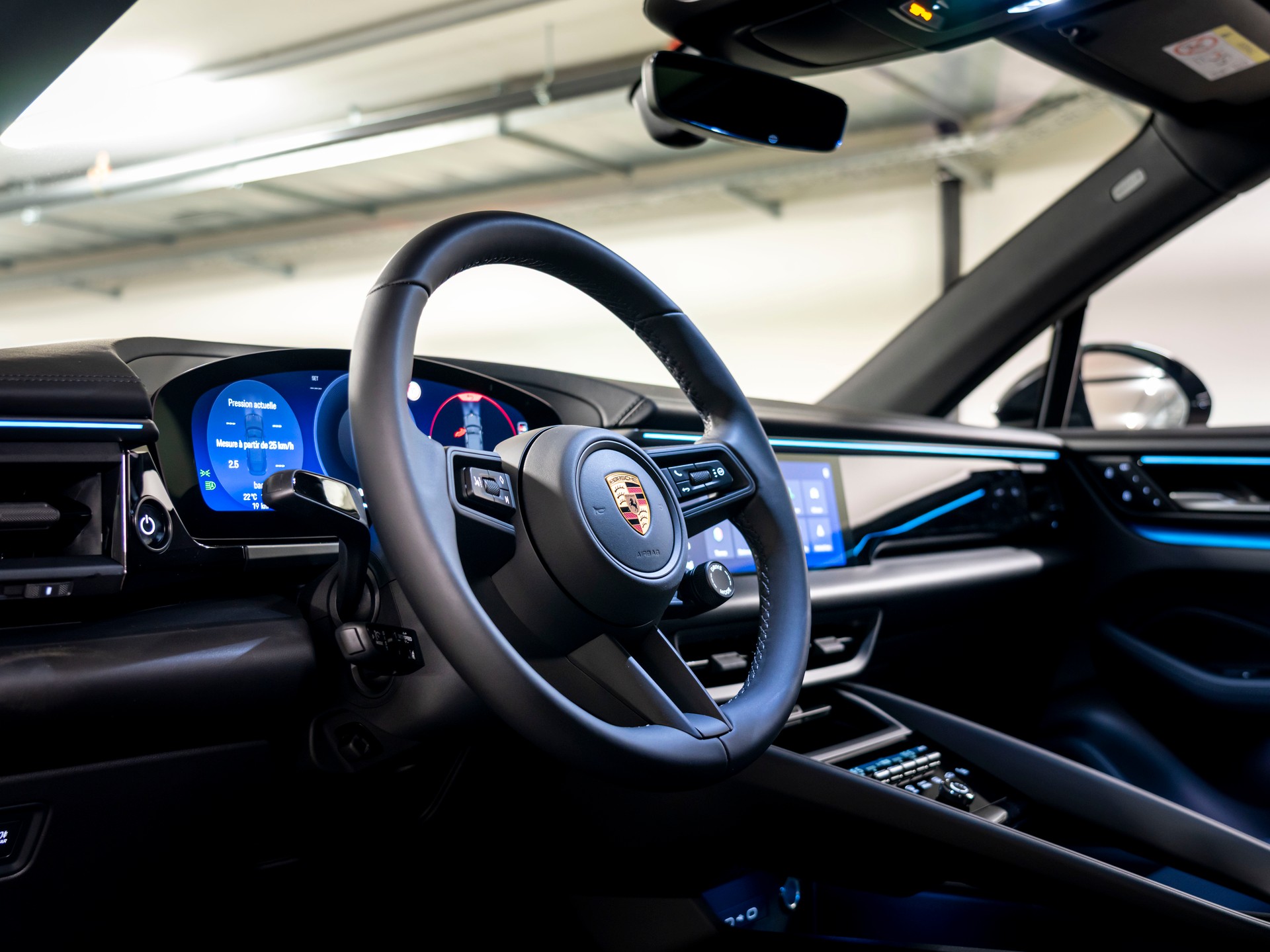 PORSCHE Macan 4 100kWh-image-9