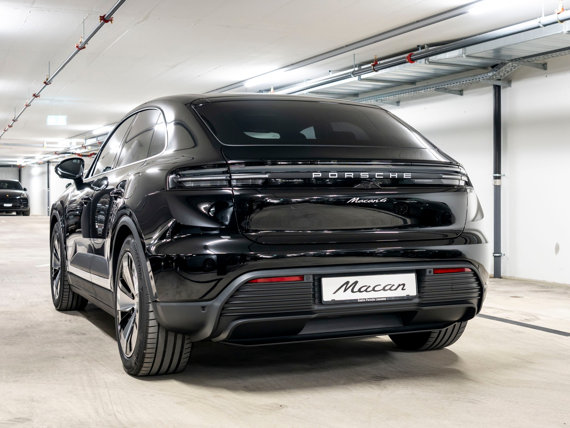PORSCHE Macan 4 100kWh-image-2