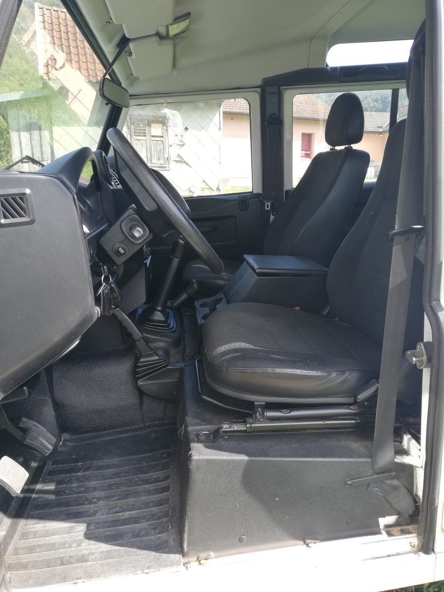 LAND ROVER 2.2 TD4-image-2