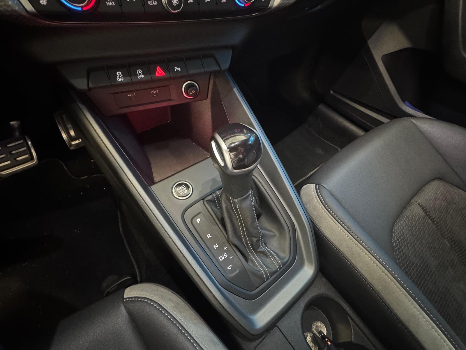 AUDI A1 Sportback 35 TFSI S Line S-tronic-image-22