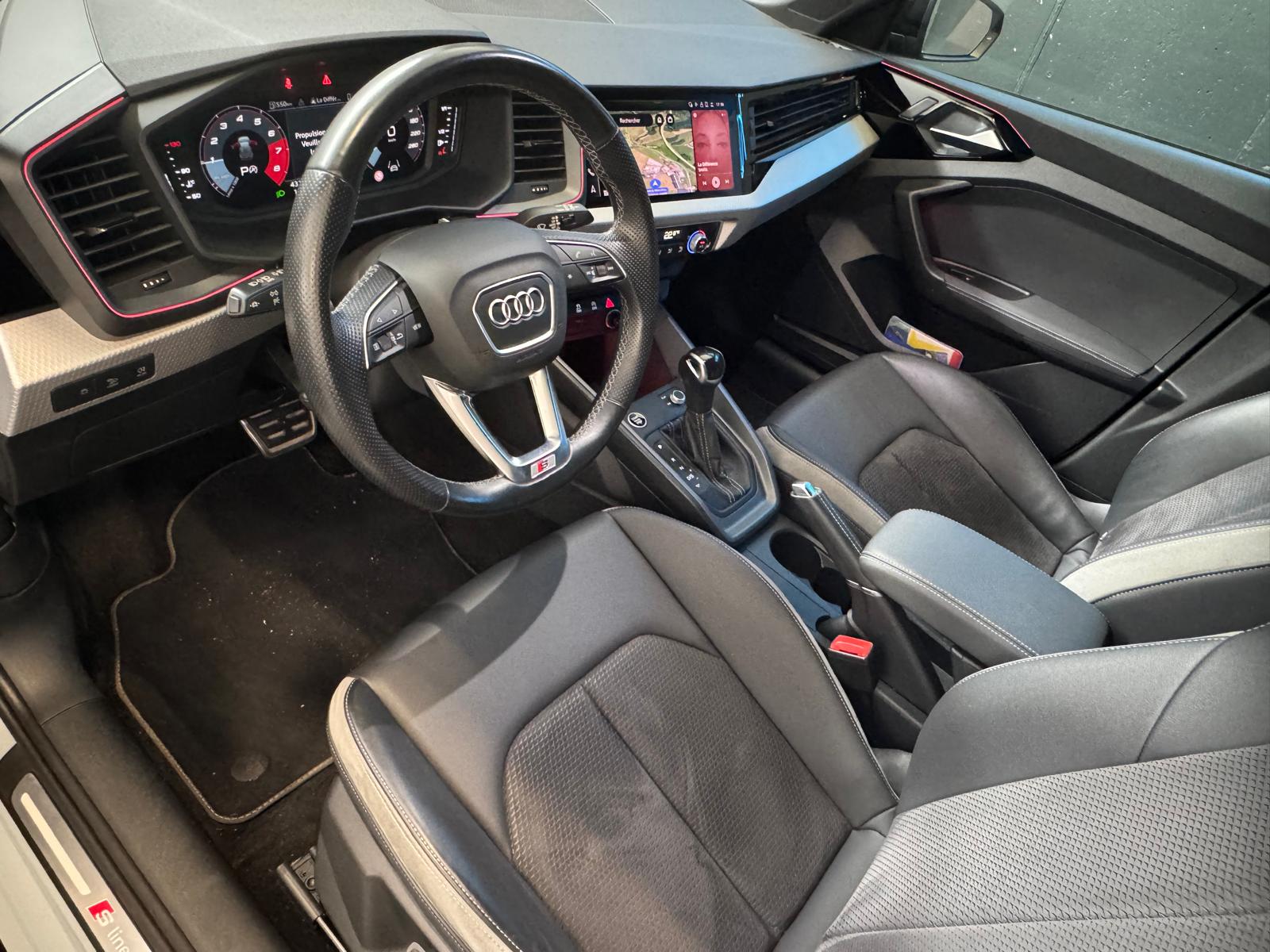 AUDI A1 Sportback 35 TFSI S Line S-tronic-image-1
