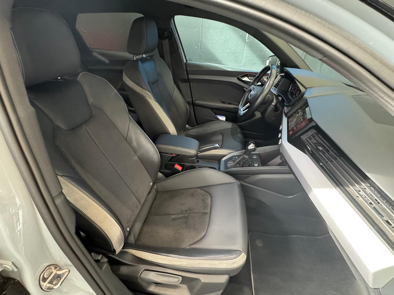AUDI A1 Sportback 35 TFSI S Line S-tronic-image-10