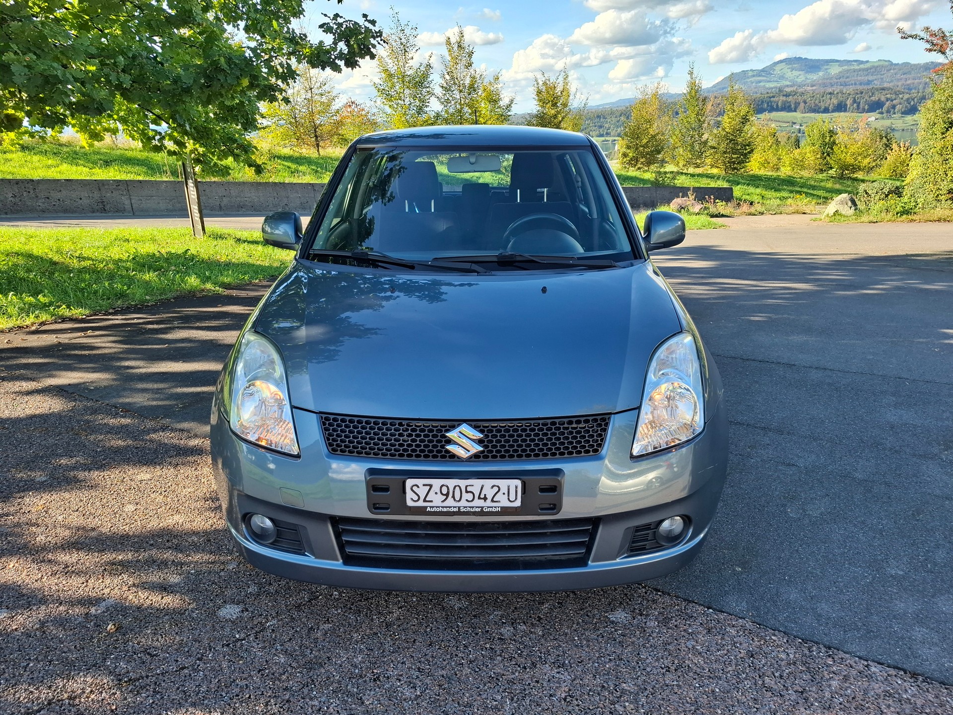 SUZUKI Swift 1.3i 16V GL 4x4-image-1