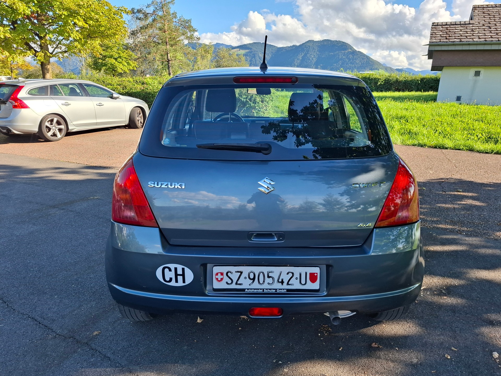 SUZUKI Swift 1.3i 16V GL 4x4-image-7