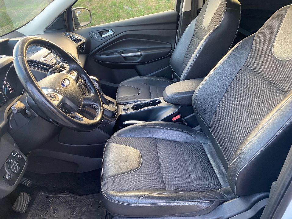 FORD Kuga 2.0 TDCi Titanium S 4WD PowerShift-image-5