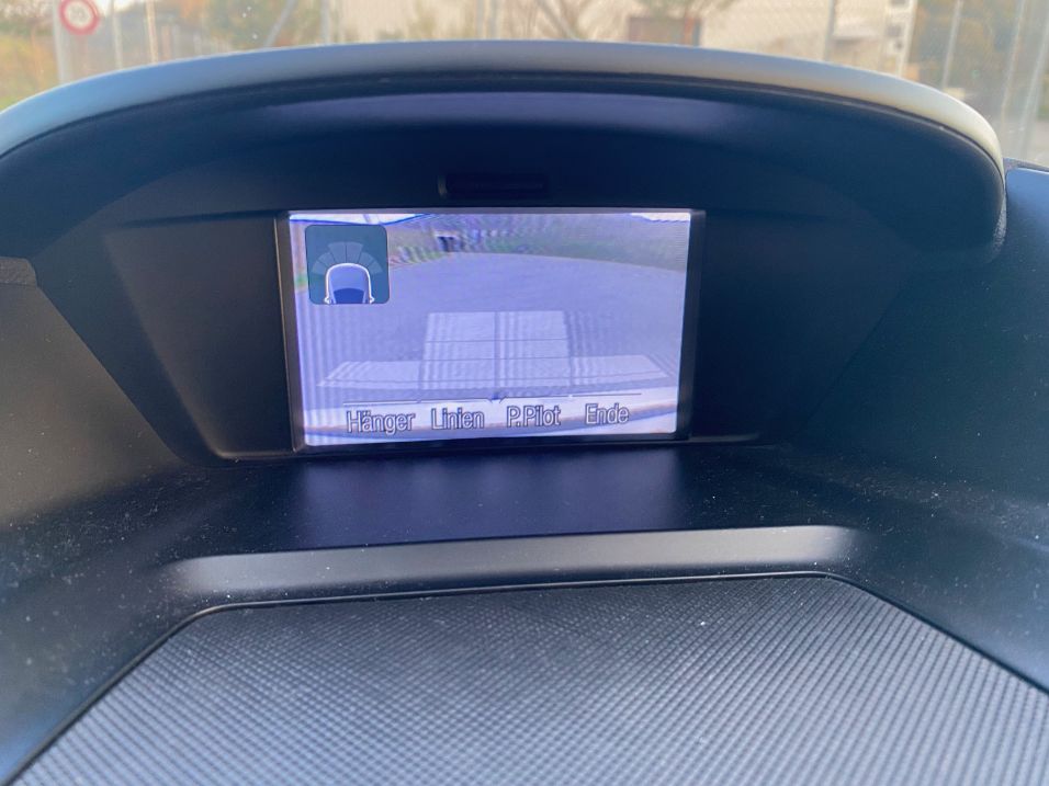FORD Kuga 2.0 TDCi Titanium S 4WD PowerShift-image-8