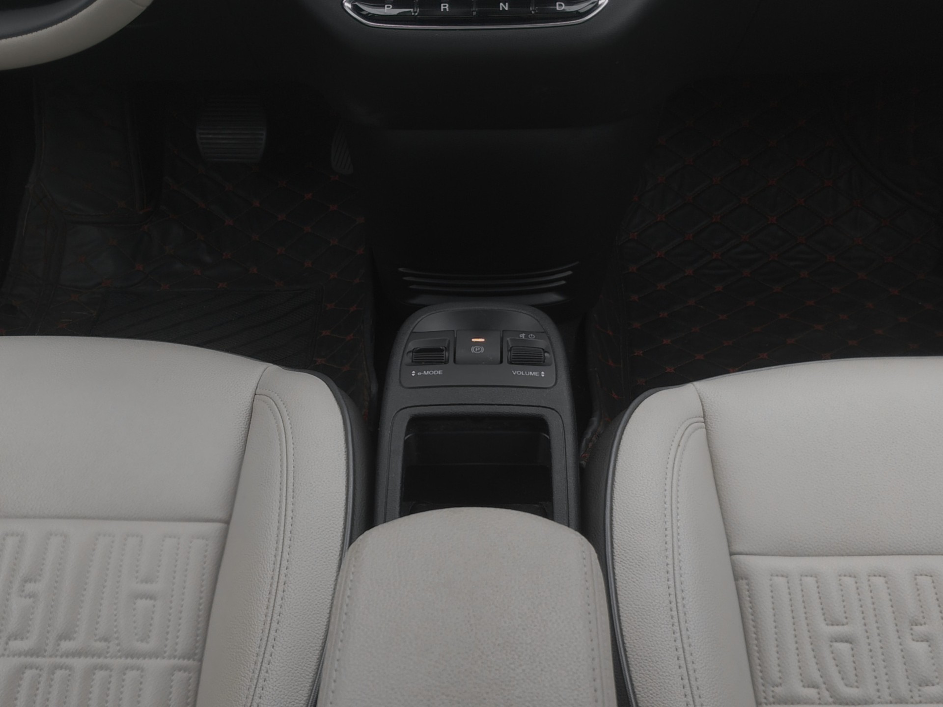 FIAT 500 C electric 87 kW La Prima Cabrio-image-8