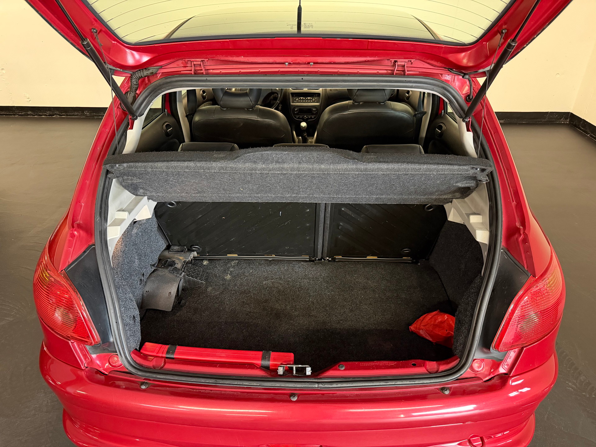 PEUGEOT 206 1.6 16V Platinum-image-9