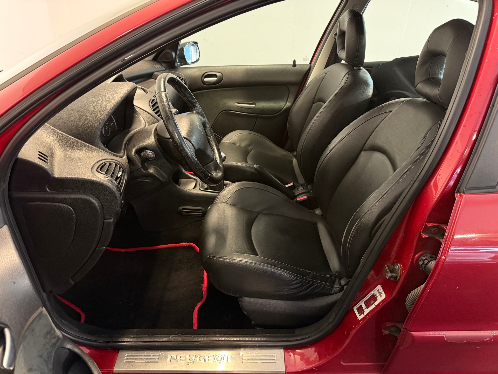 PEUGEOT 206 1.6 16V Platinum-image-7