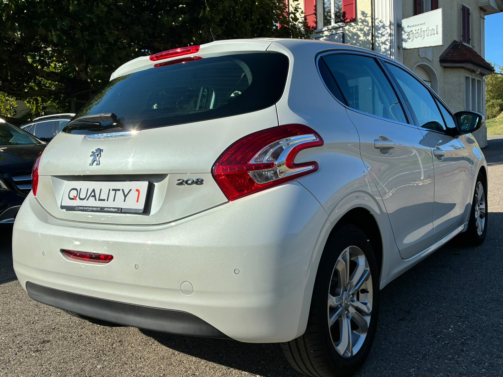 PEUGEOT 208 1.6 VTI Allure Automatik-image-5