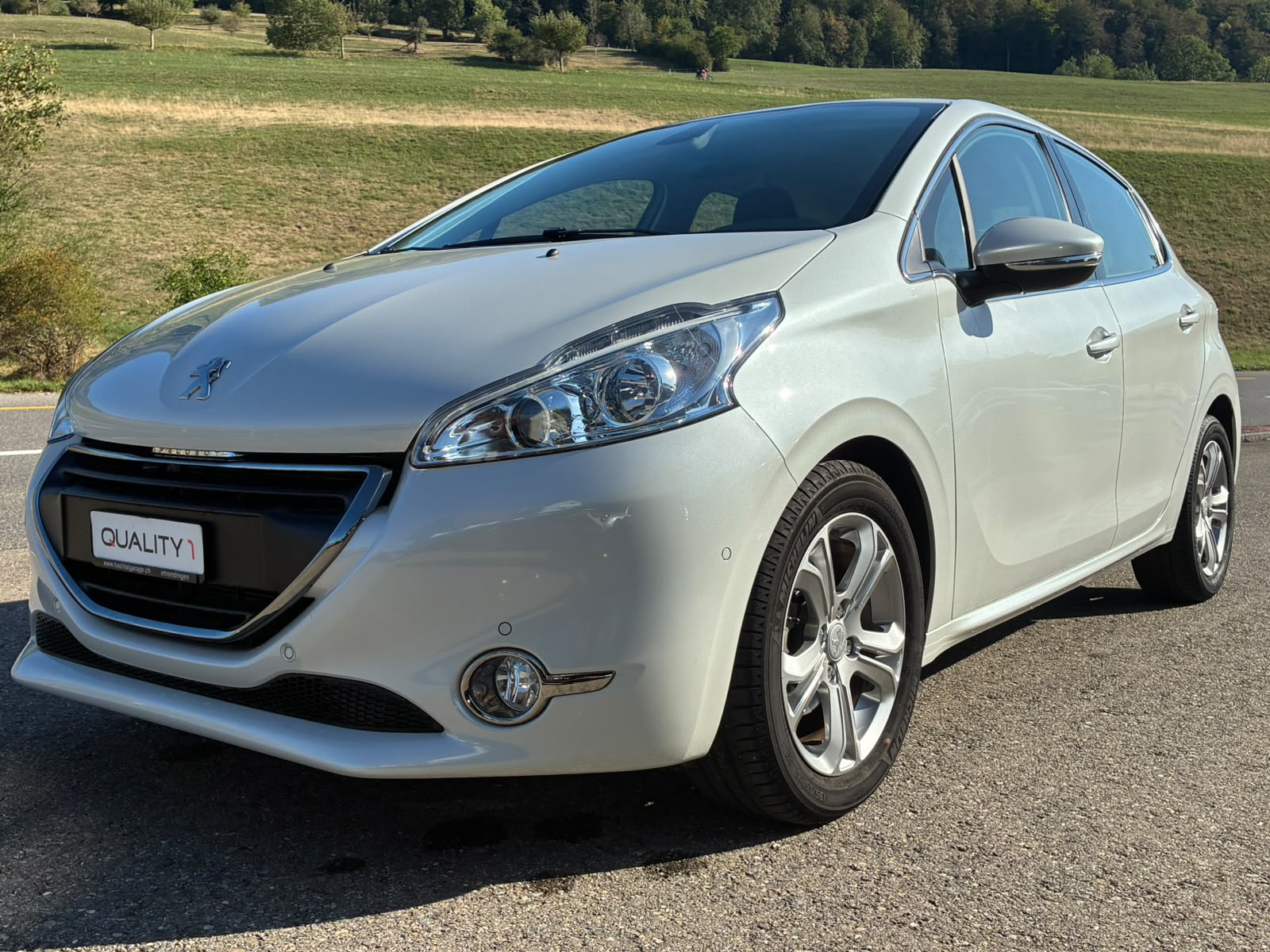 PEUGEOT 208 1.6 VTI Allure Automatik-image-0