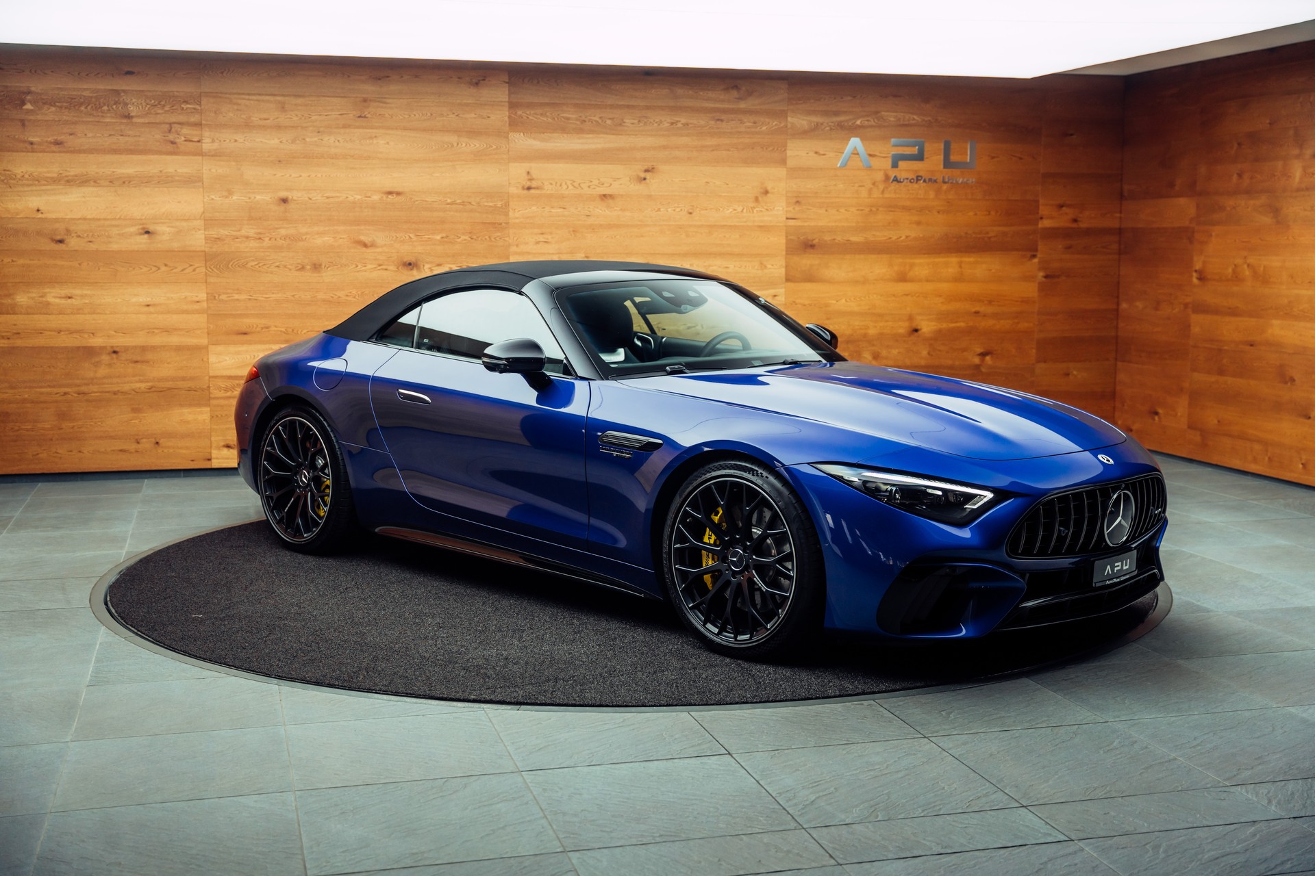 MERCEDES-BENZ AMG SL 63 4M Speedshift MCT-image-23
