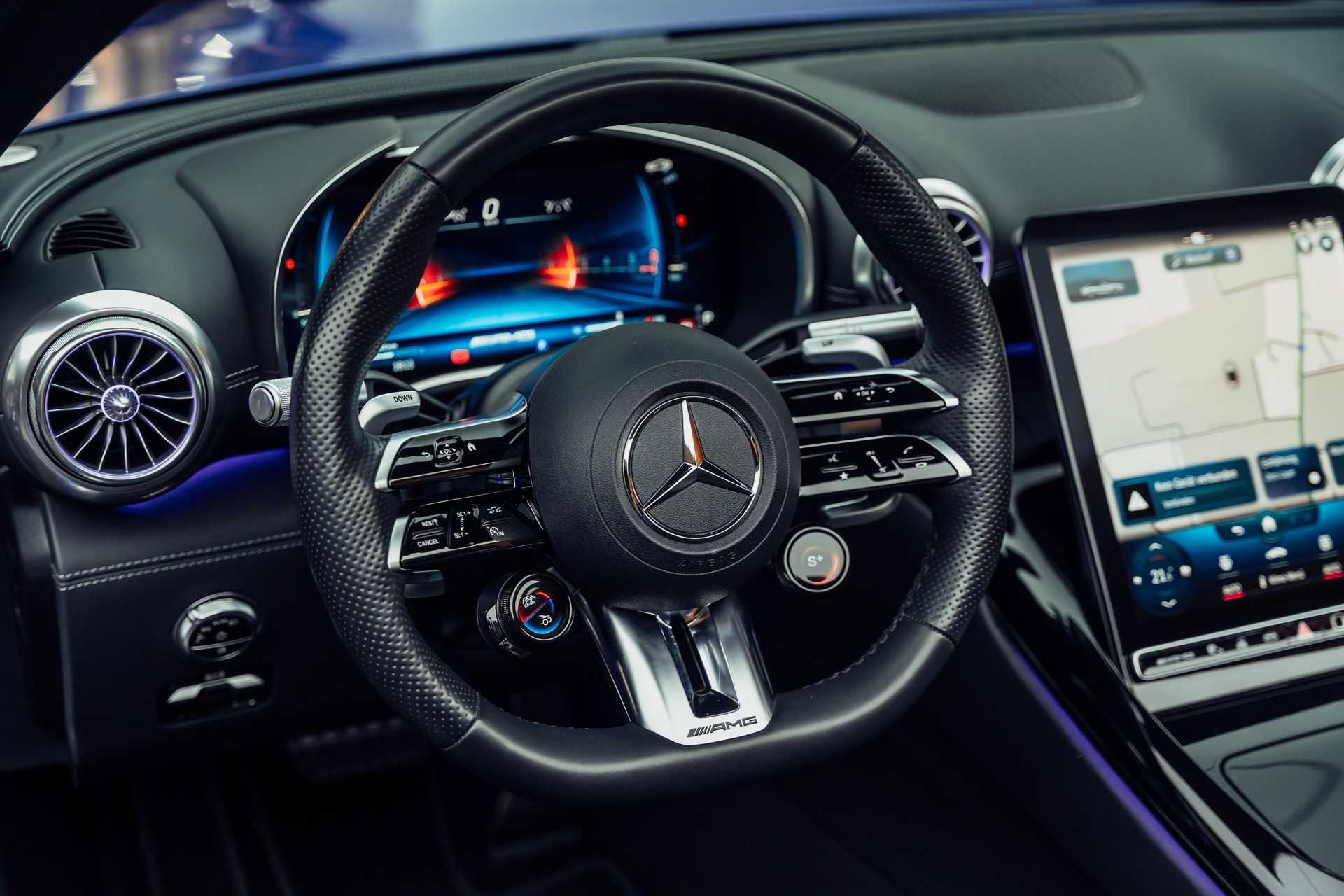 MERCEDES-BENZ AMG SL 63 4M Speedshift MCT-image-4