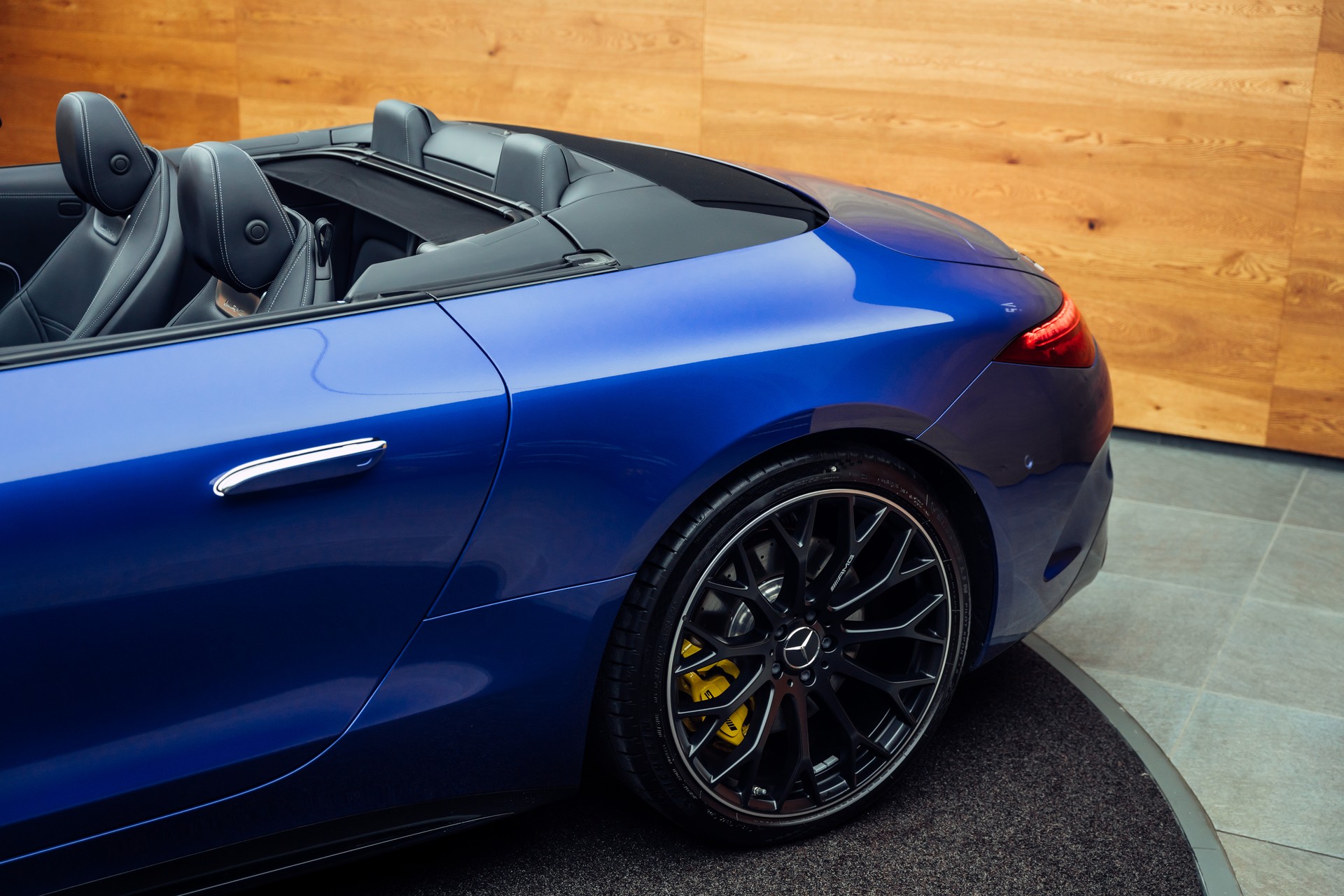 MERCEDES-BENZ AMG SL 63 4M Speedshift MCT-image-20