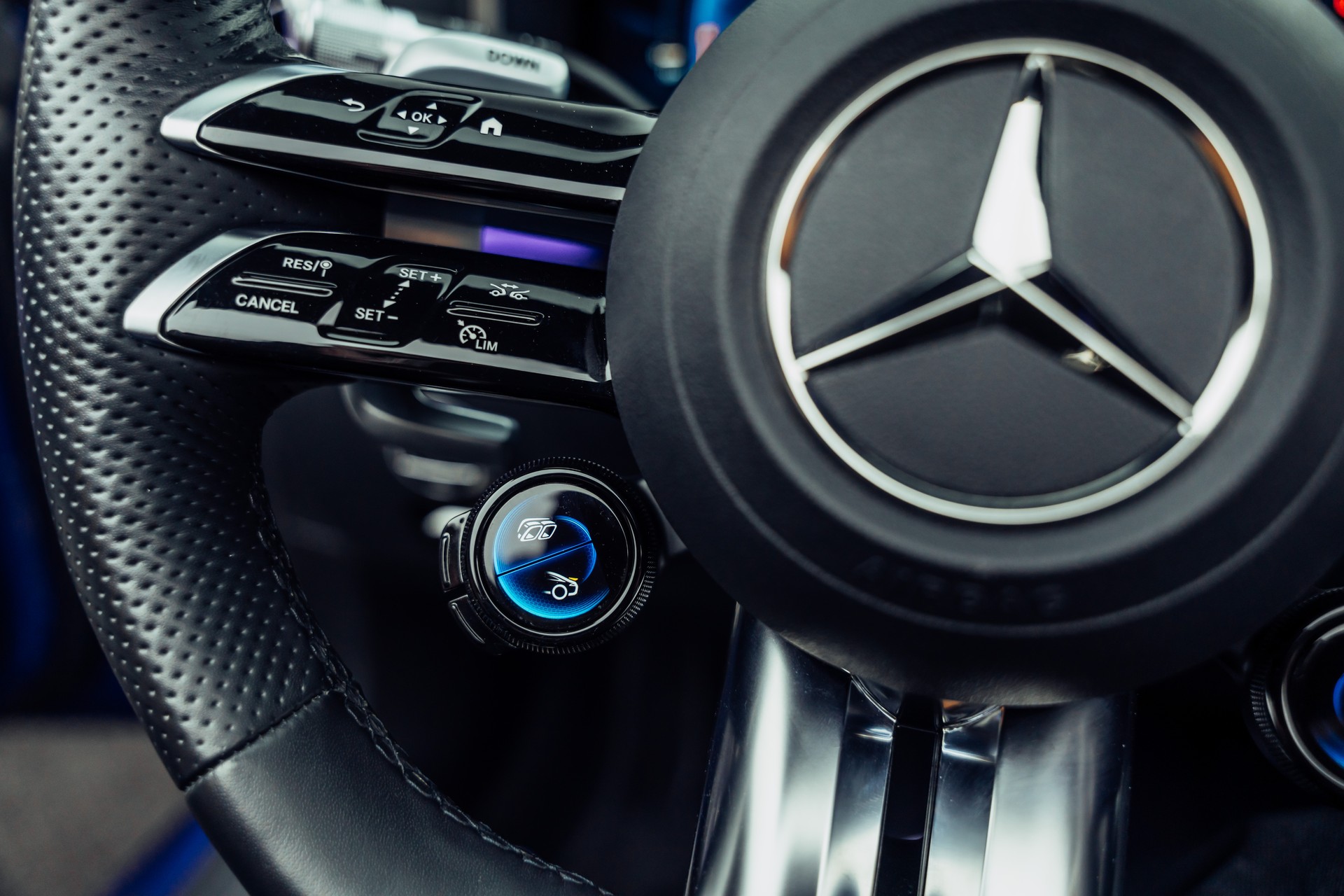 MERCEDES-BENZ AMG SL 63 4M Speedshift MCT-image-14