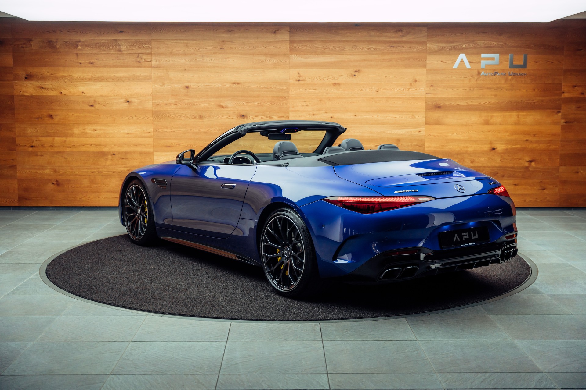 MERCEDES-BENZ AMG SL 63 4M Speedshift MCT-image-2