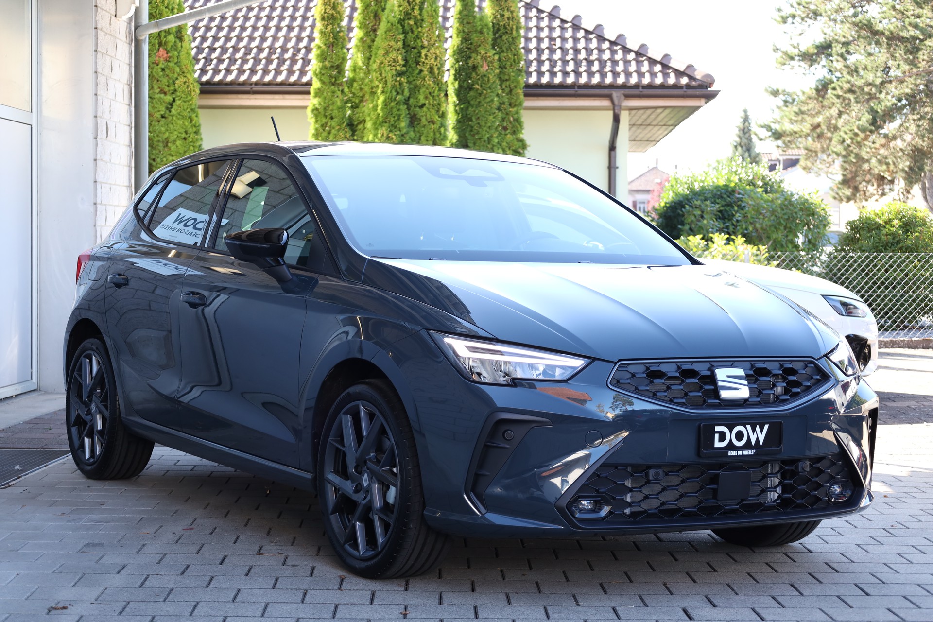 SEAT Ibiza 1.0 TSI 115 FR DSG-image-1