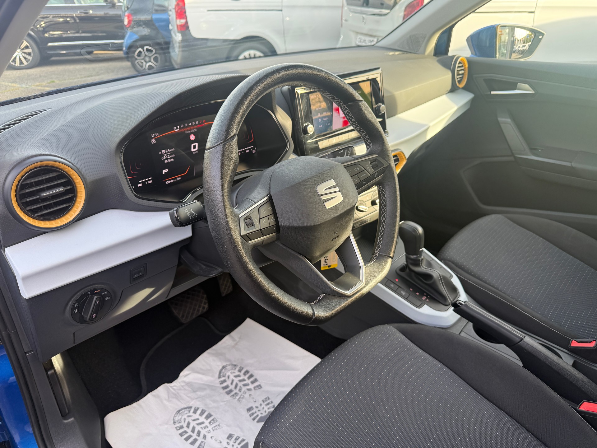 SEAT Arona 1.0 TSI Eco Style DSG *** HERSTELLERGARANTIE BIS 04.2027***-image-9
