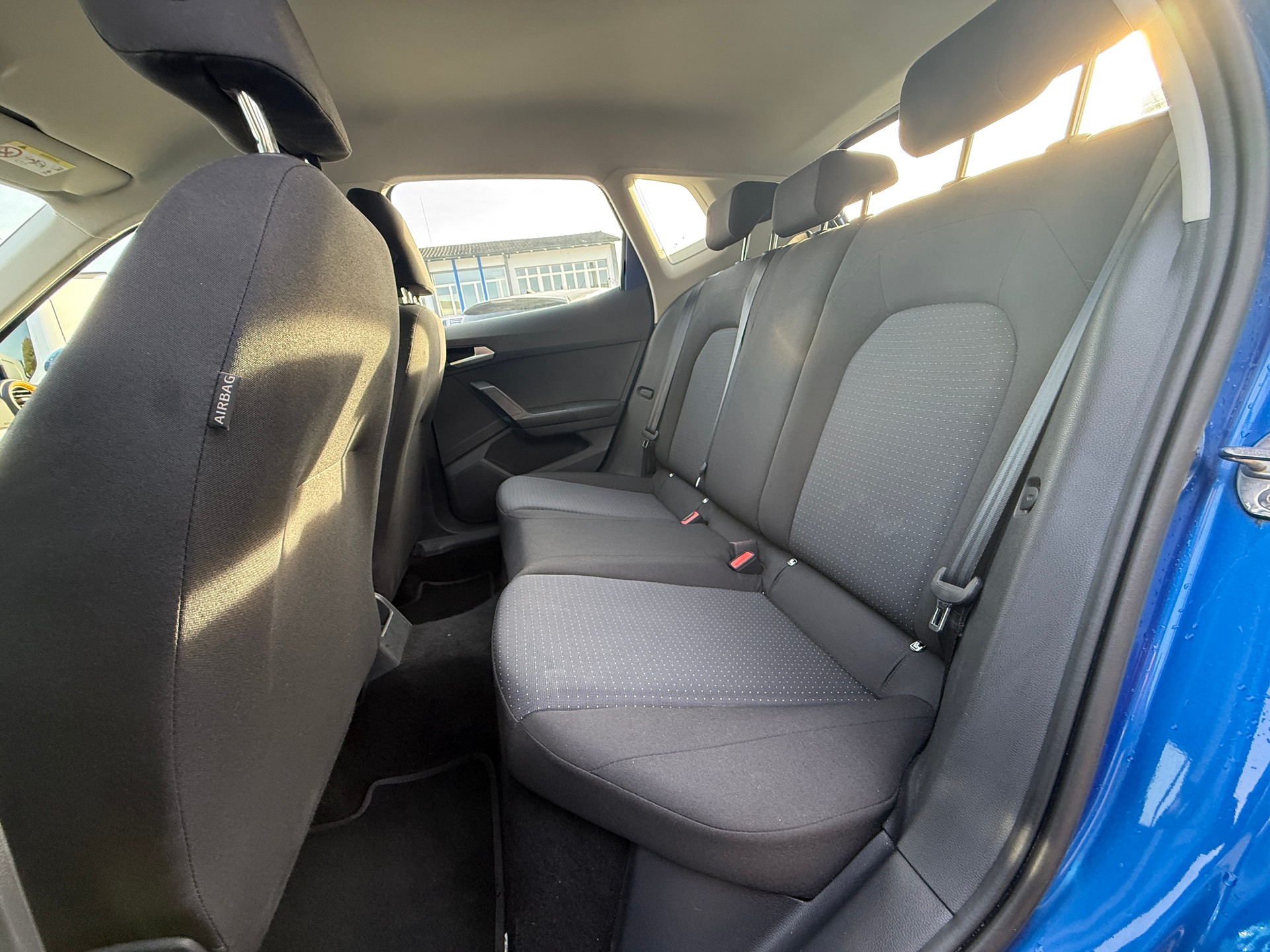 SEAT Arona 1.0 TSI Eco Style DSG *** HERSTELLERGARANTIE BIS 04.2027***-image-12
