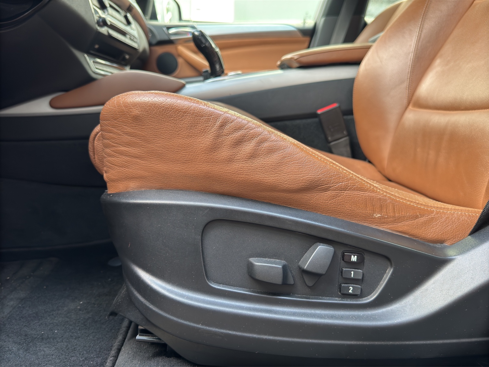 BMW X6 xDrive 35i Steptronic-image-16