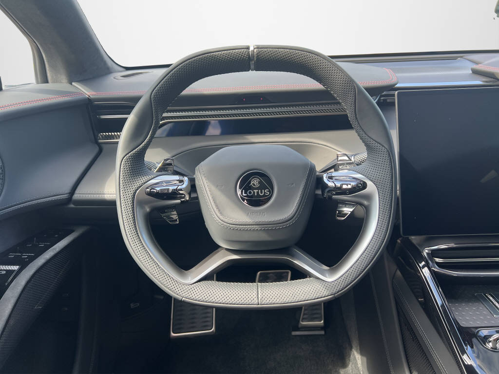 LOTUS Eletre 600 Sport SE-image-6