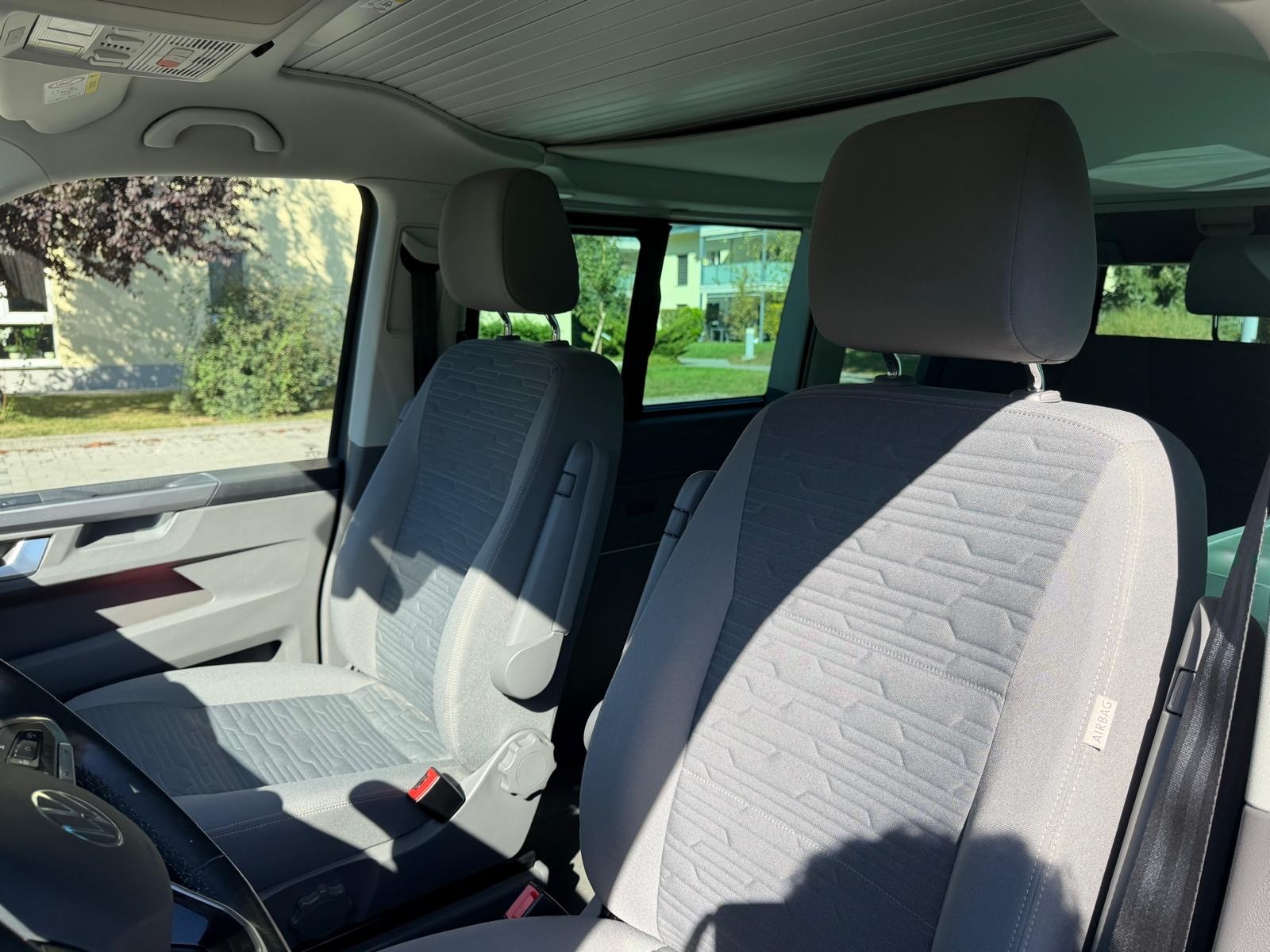 VW T6.1 California 2.0 TDI Ocean Last Edition DSG-image-9