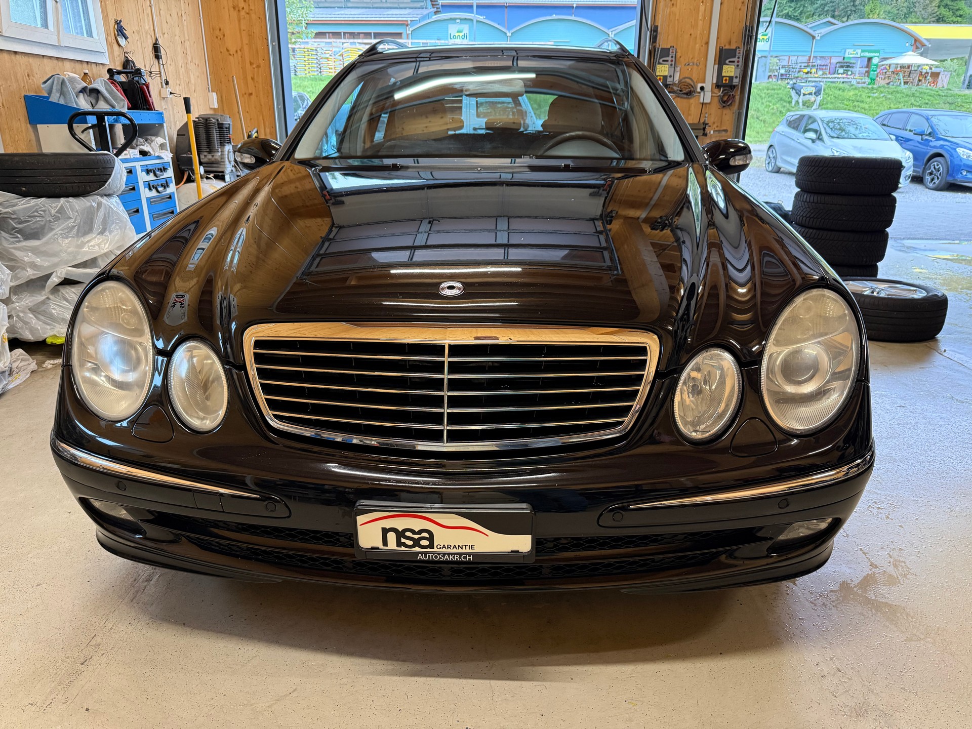 MERCEDES-BENZ E 280 Avantgarde-image-1