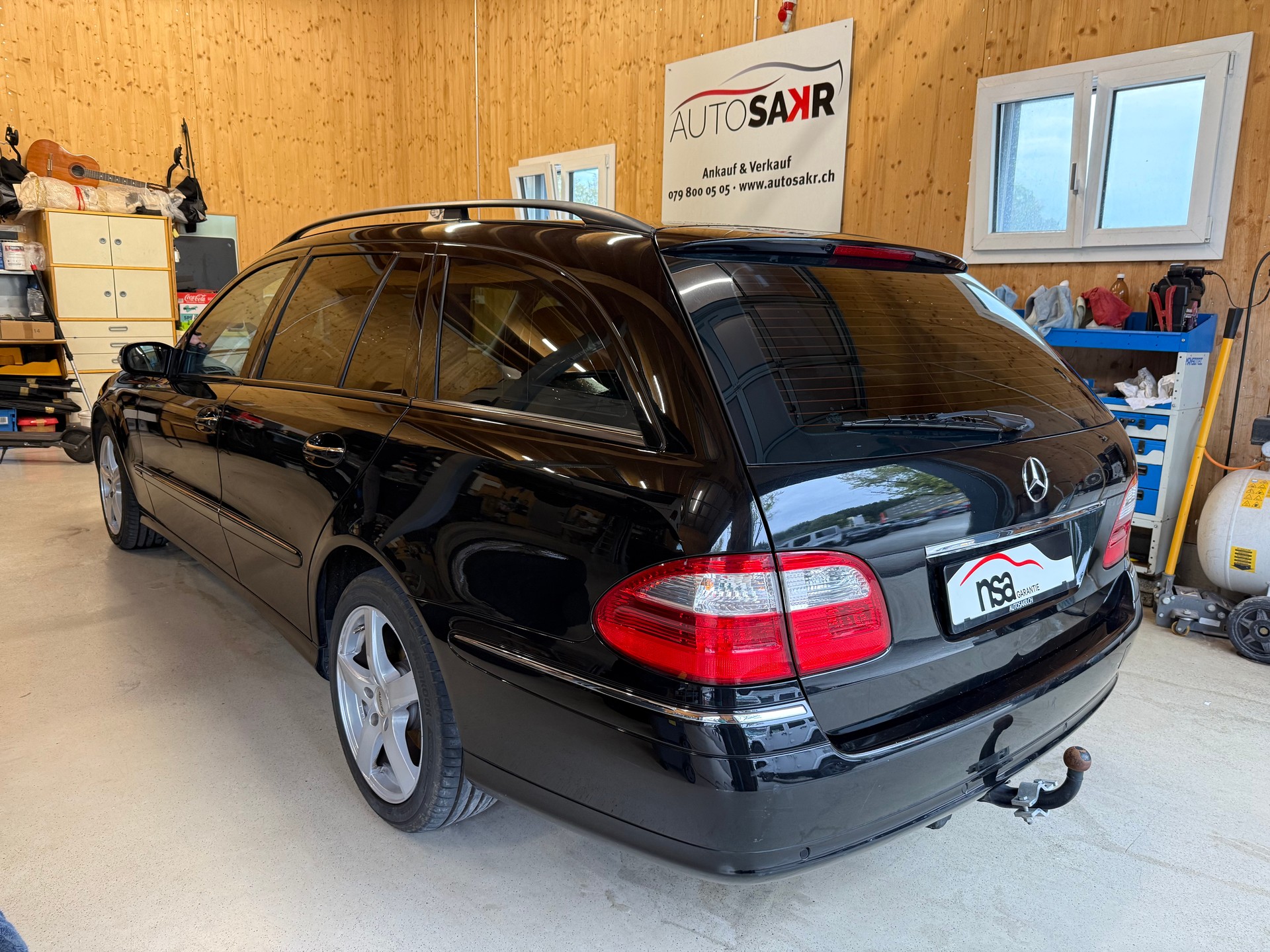 MERCEDES-BENZ E 280 Avantgarde-image-5