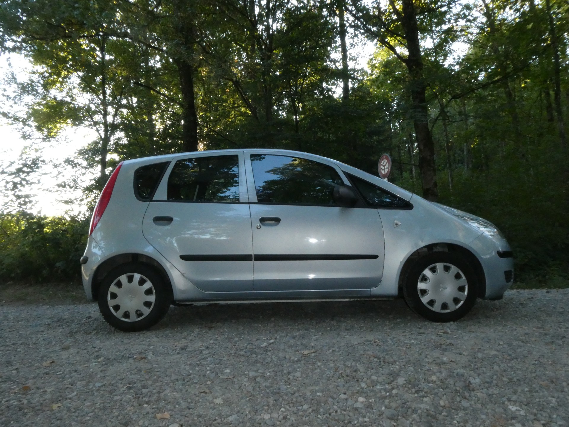 MITSUBISHI Colt 1.3 16V Invite-image-6