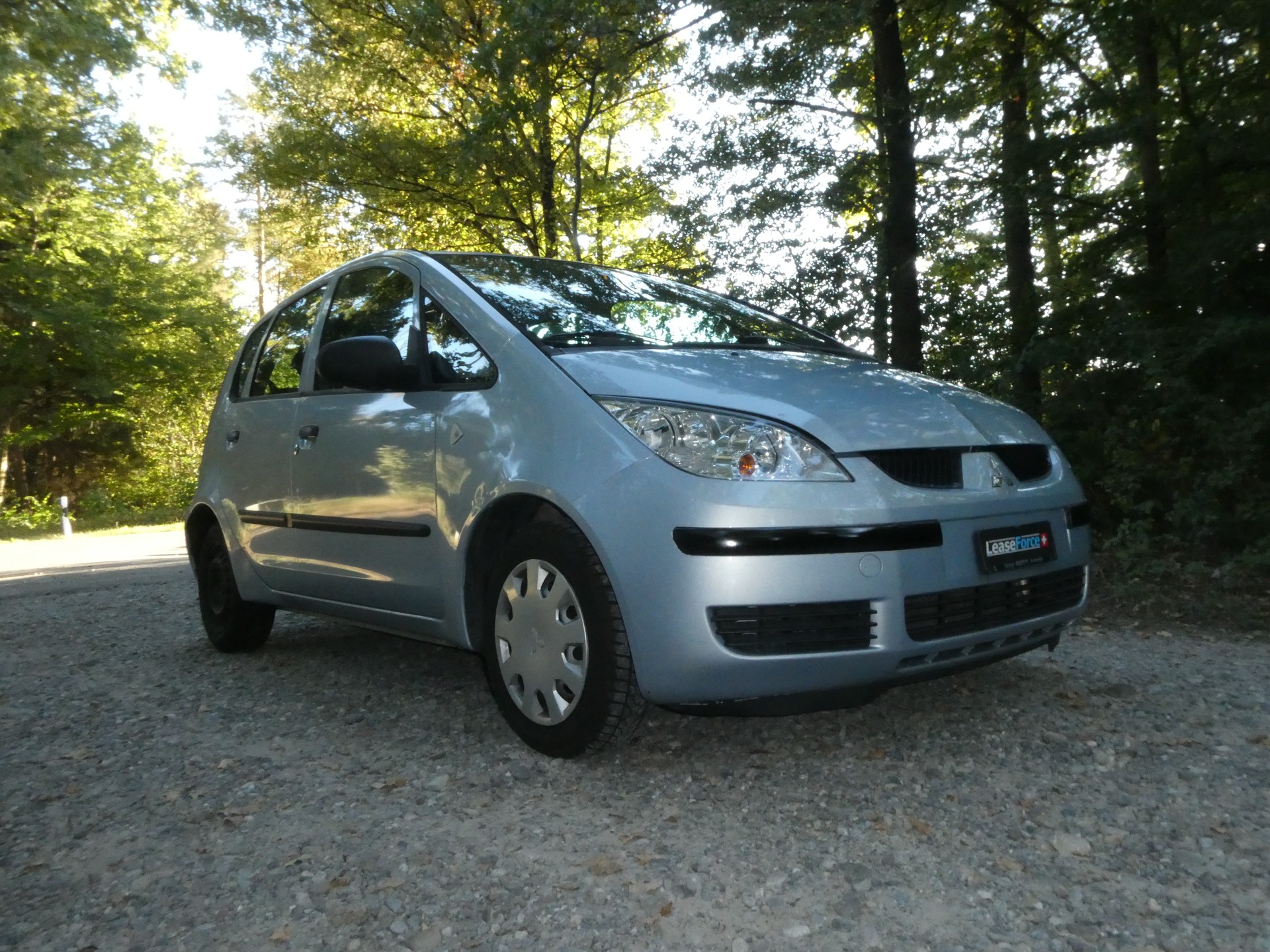 MITSUBISHI Colt 1.3 16V Invite-image-1