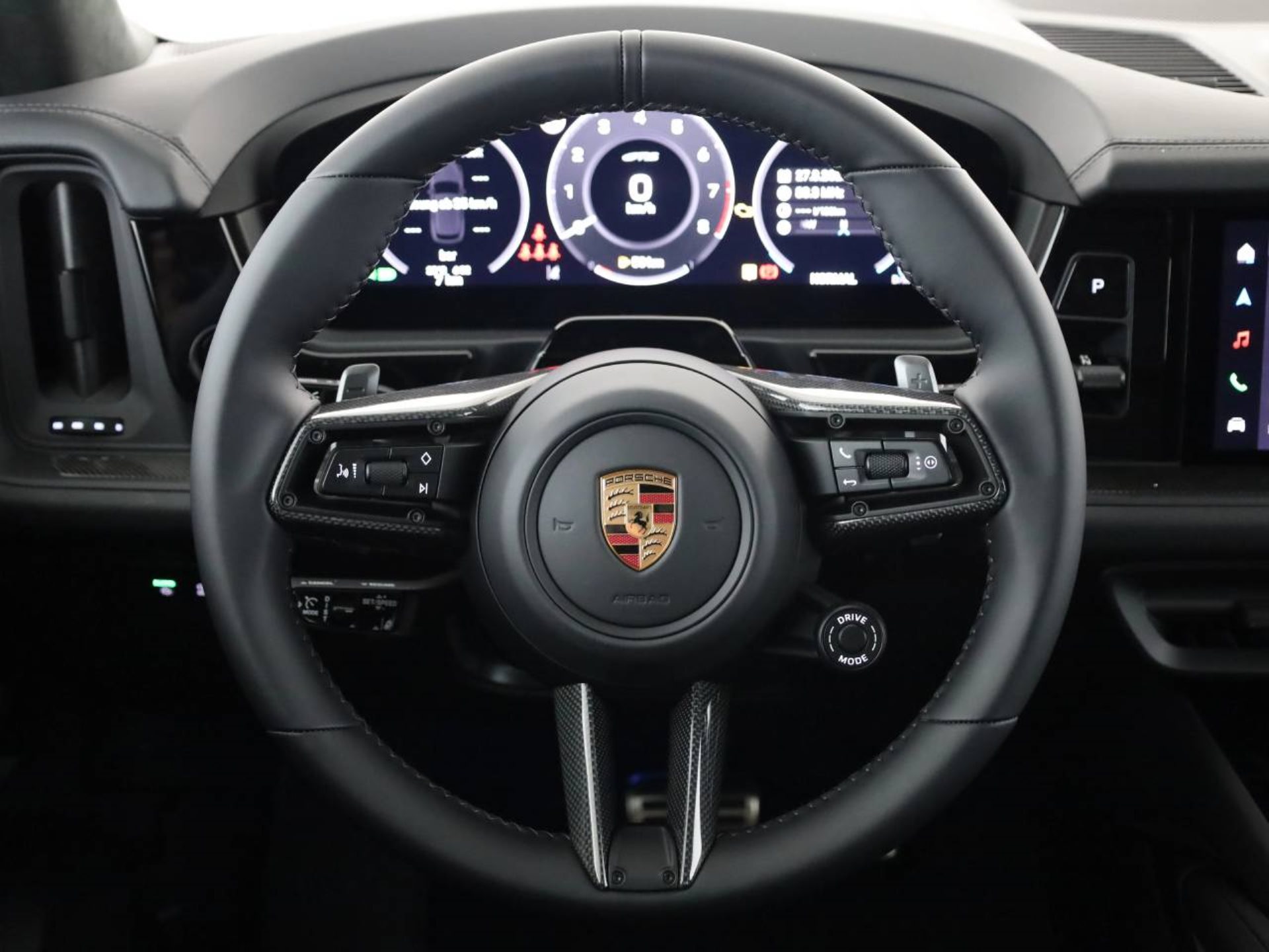 PORSCHE Cayenne GTS-image-9