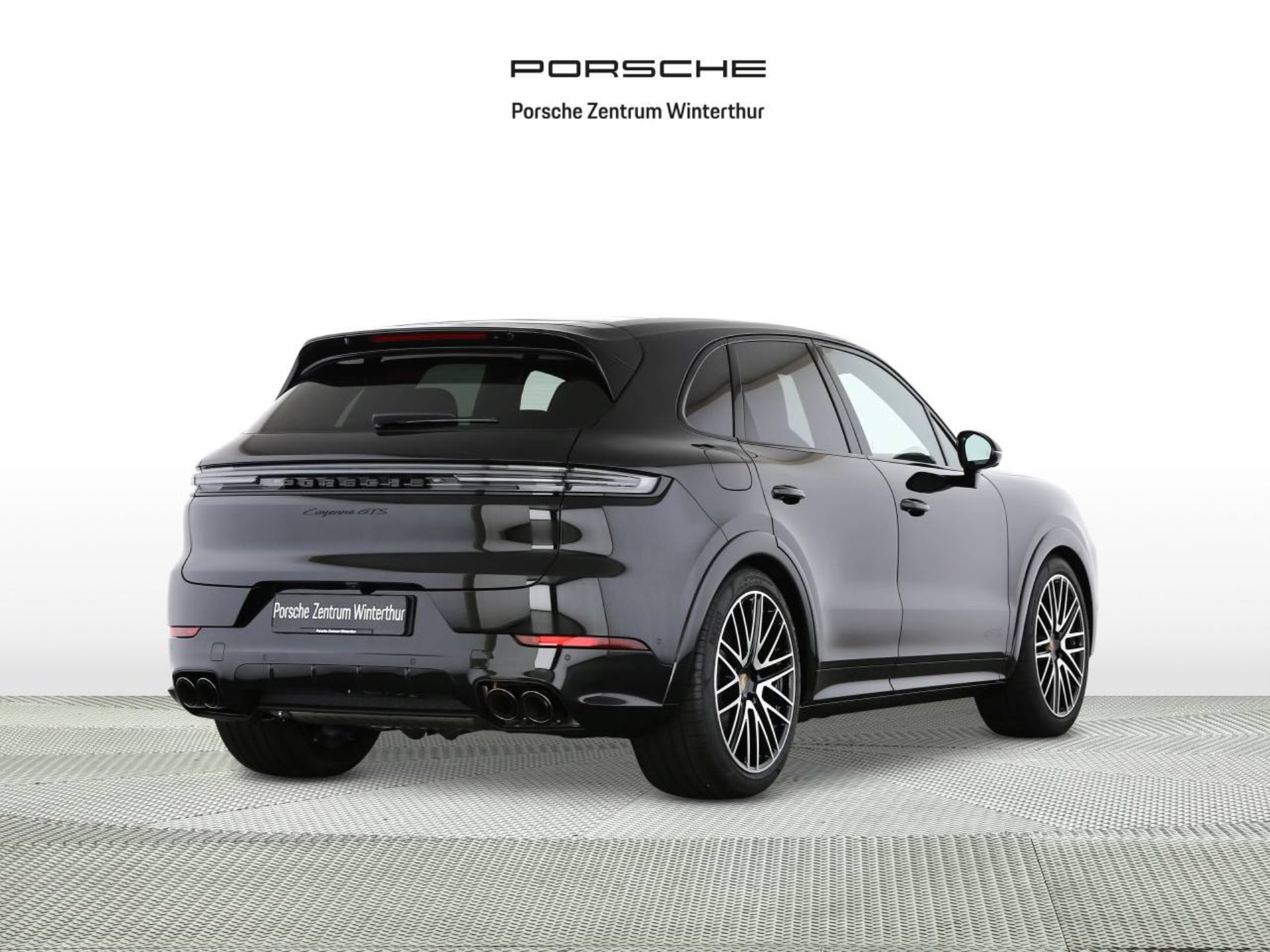 PORSCHE Cayenne GTS-image-1