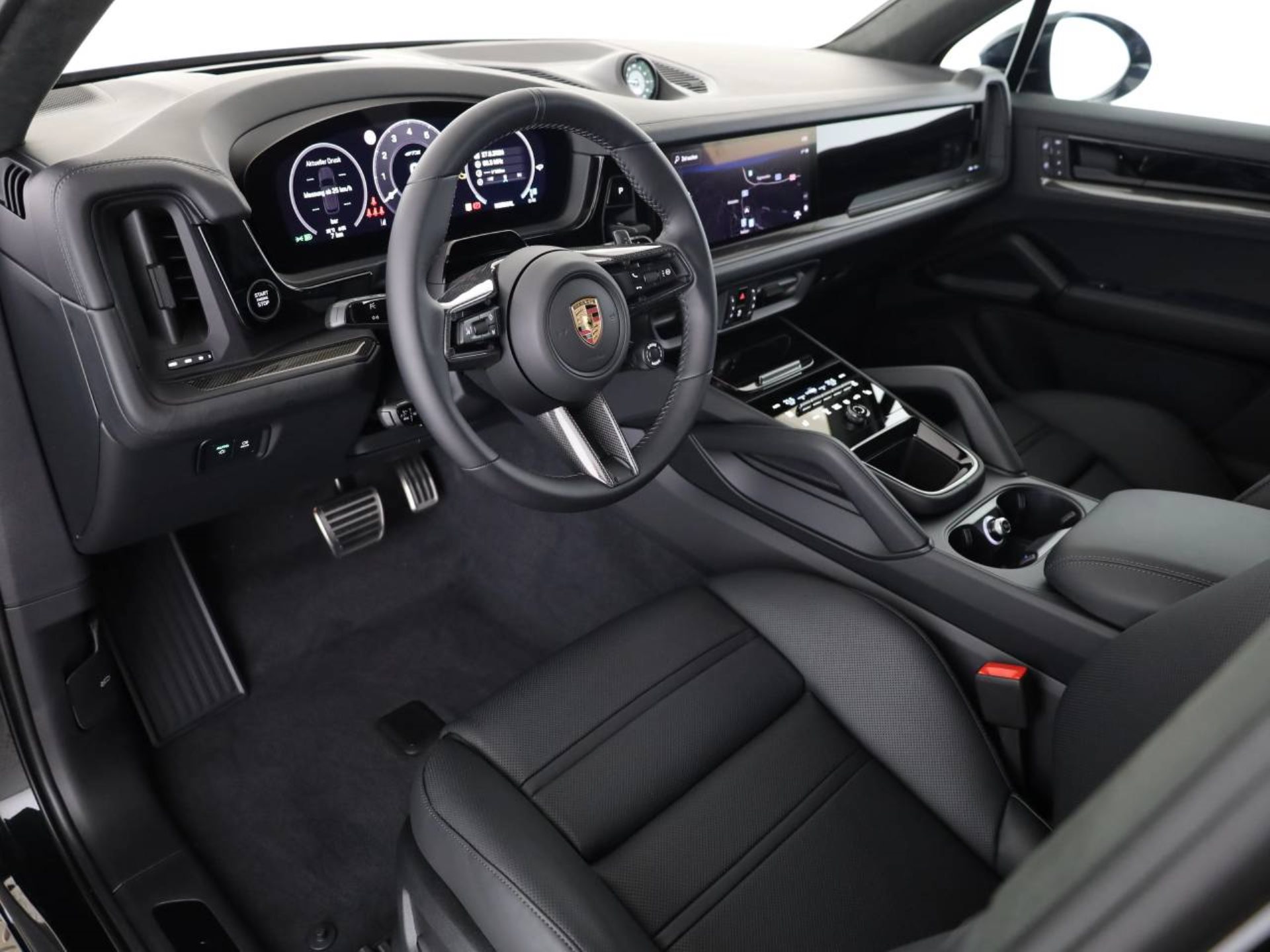 PORSCHE Cayenne GTS-image-3