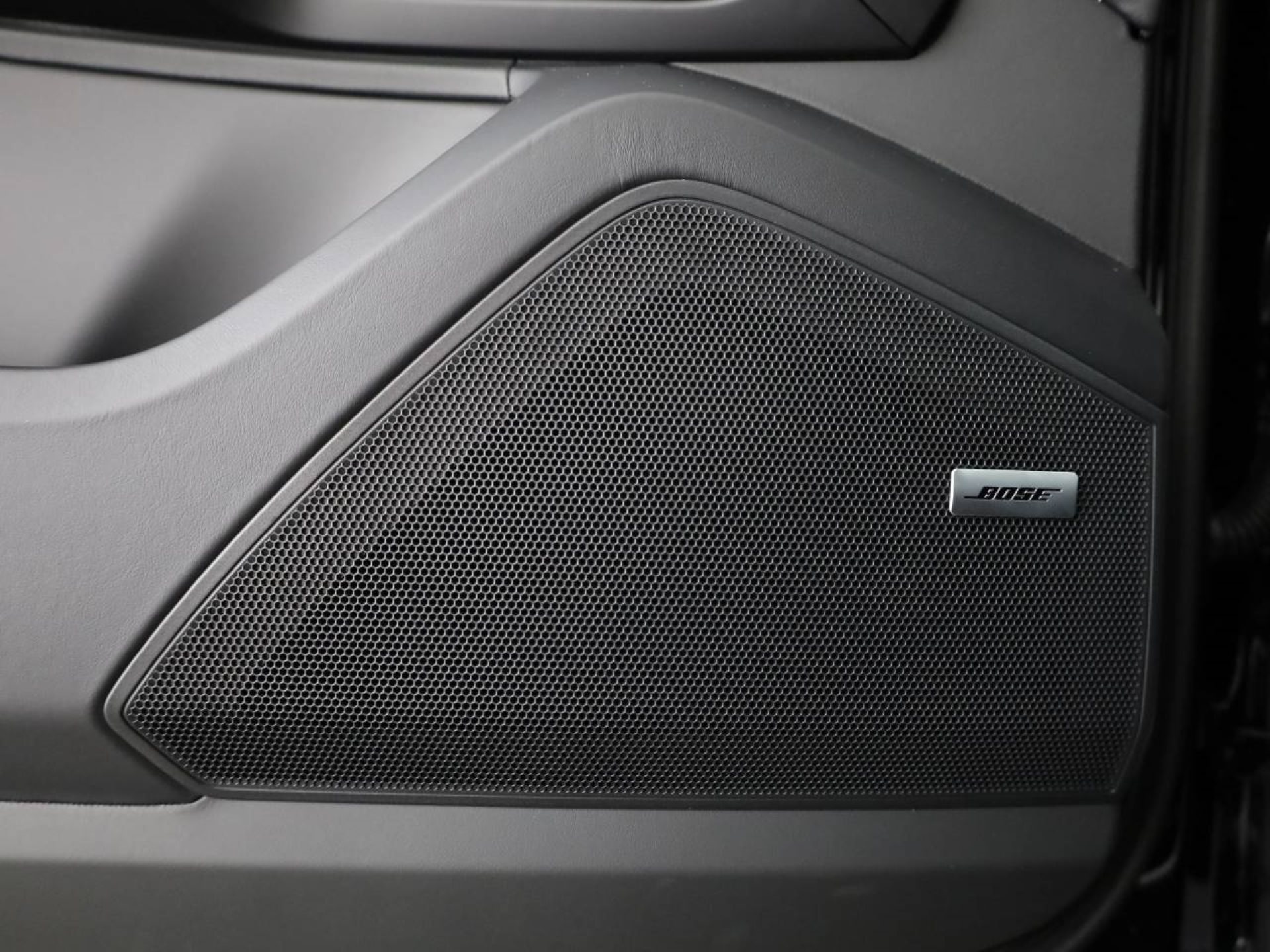PORSCHE Cayenne GTS-image-19