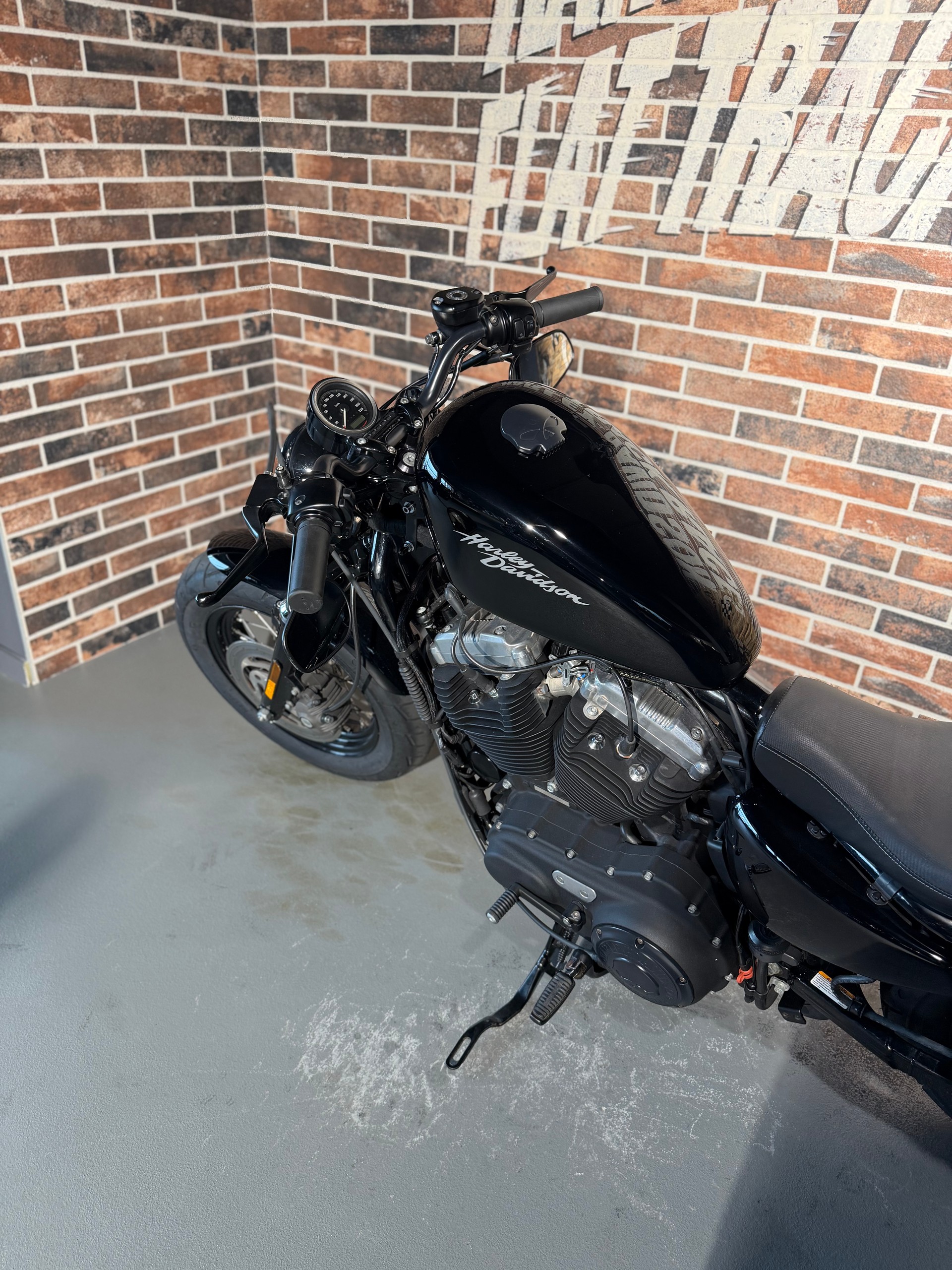 HARLEY-DAVIDSON XL 1200 X Forty Eight-showroom-element-2