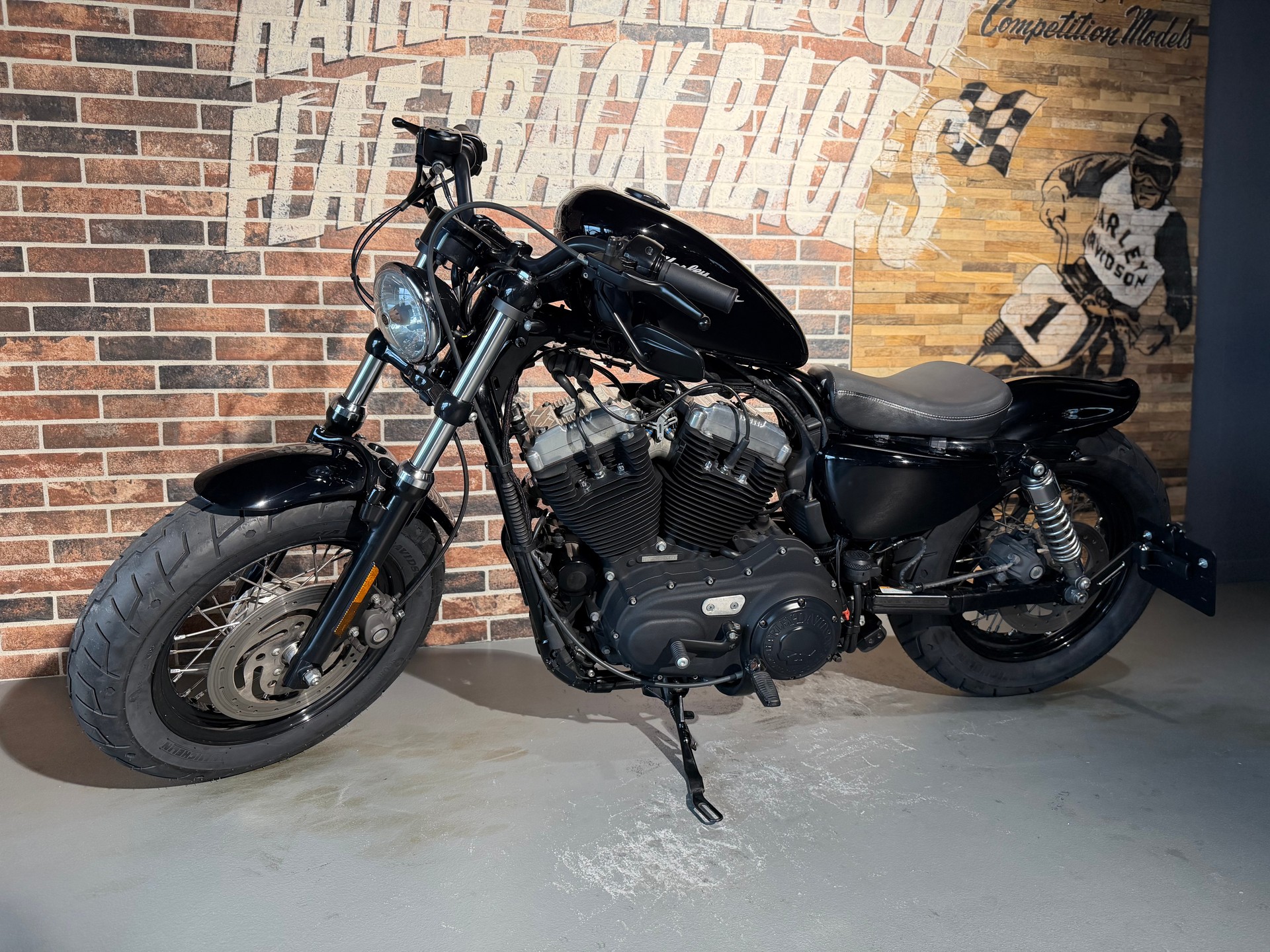 HARLEY-DAVIDSON XL 1200 X Forty Eight