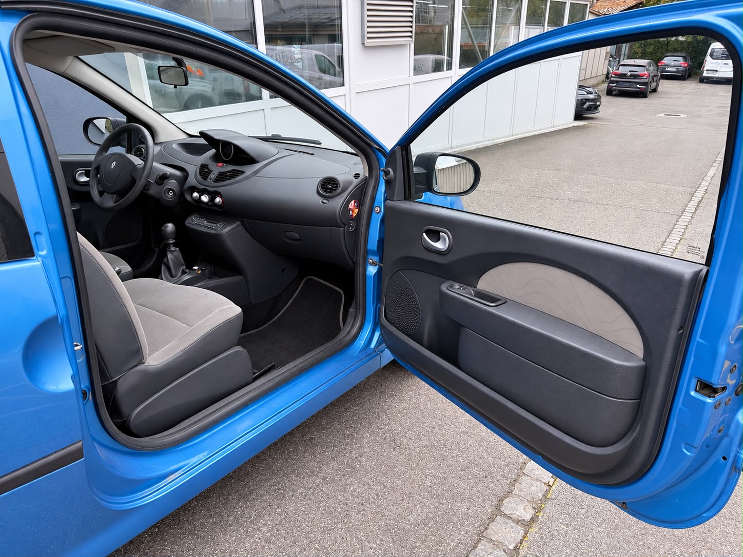 RENAULT Twingo 1.2 16V Expression-image-13