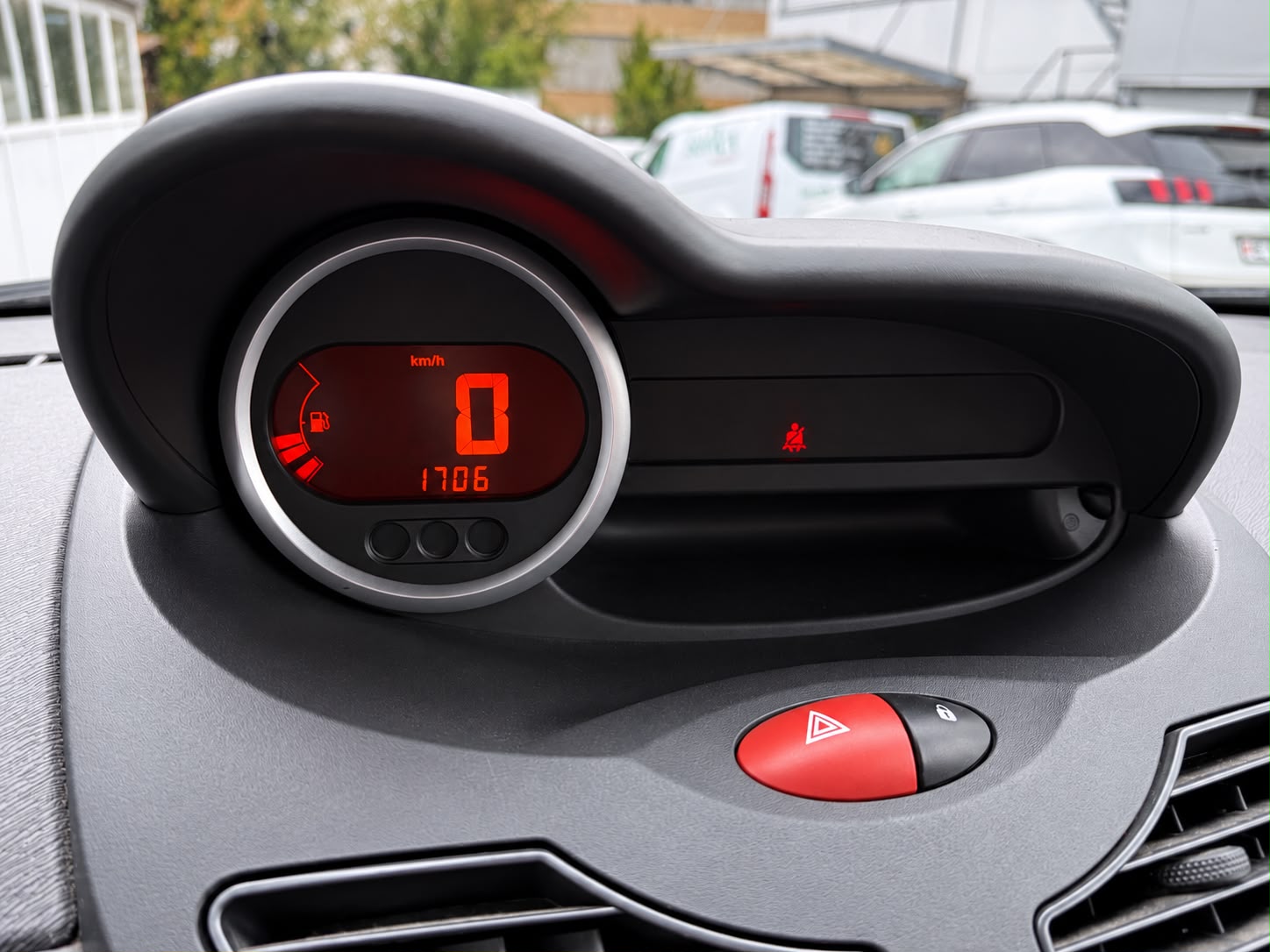 RENAULT Twingo 1.2 16V Expression-image-9