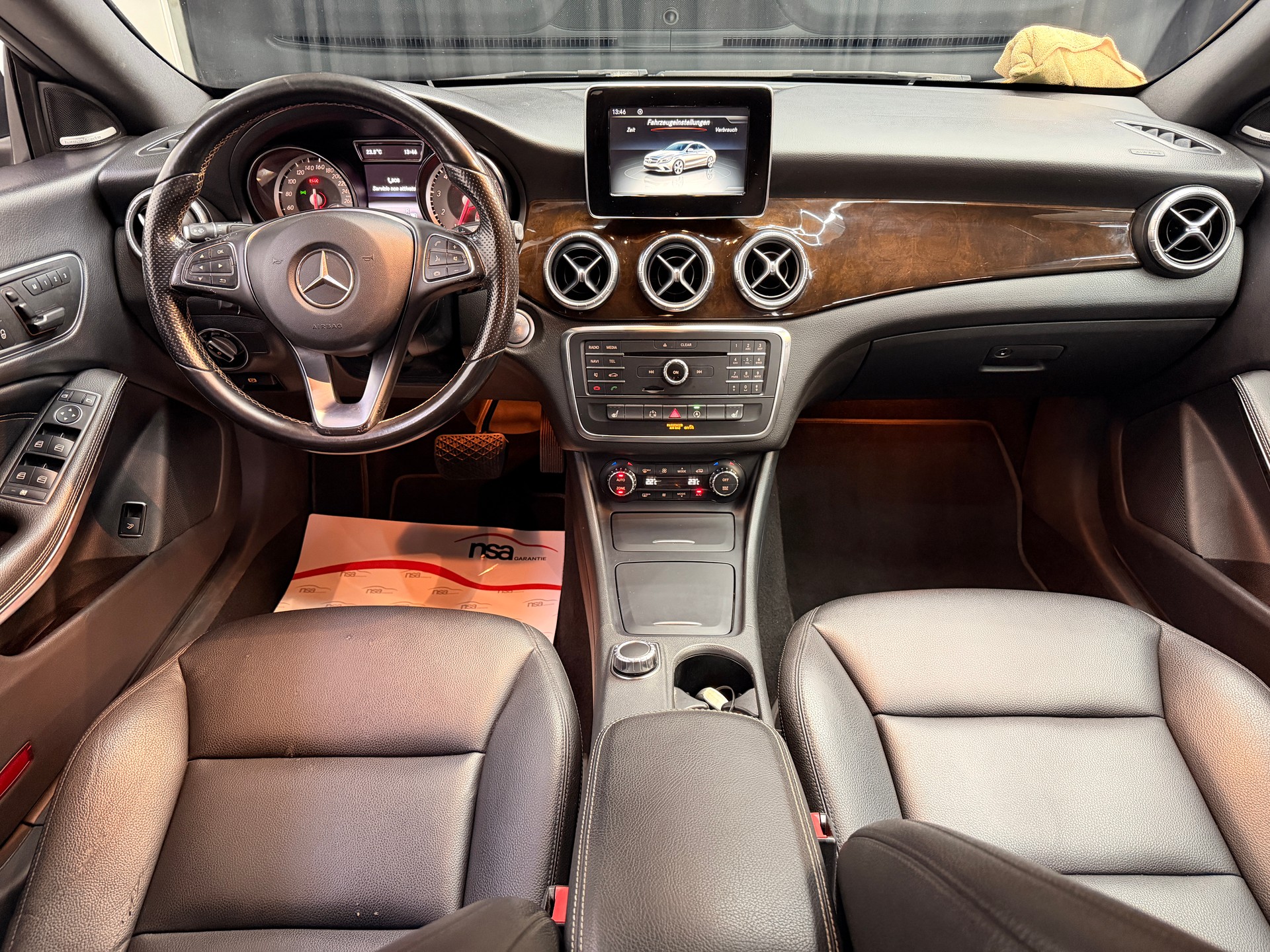 MERCEDES-BENZ CLA 250-image-10