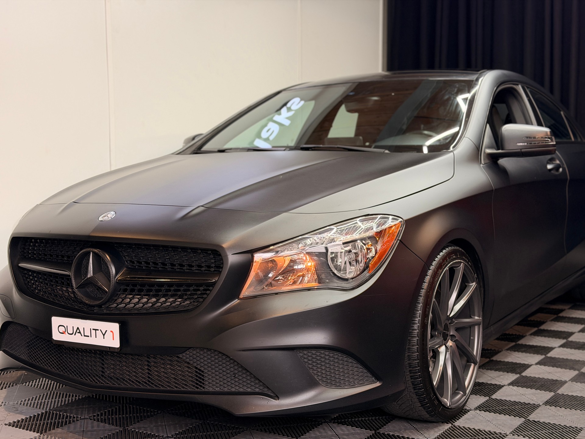 MERCEDES-BENZ CLA 250-image-3