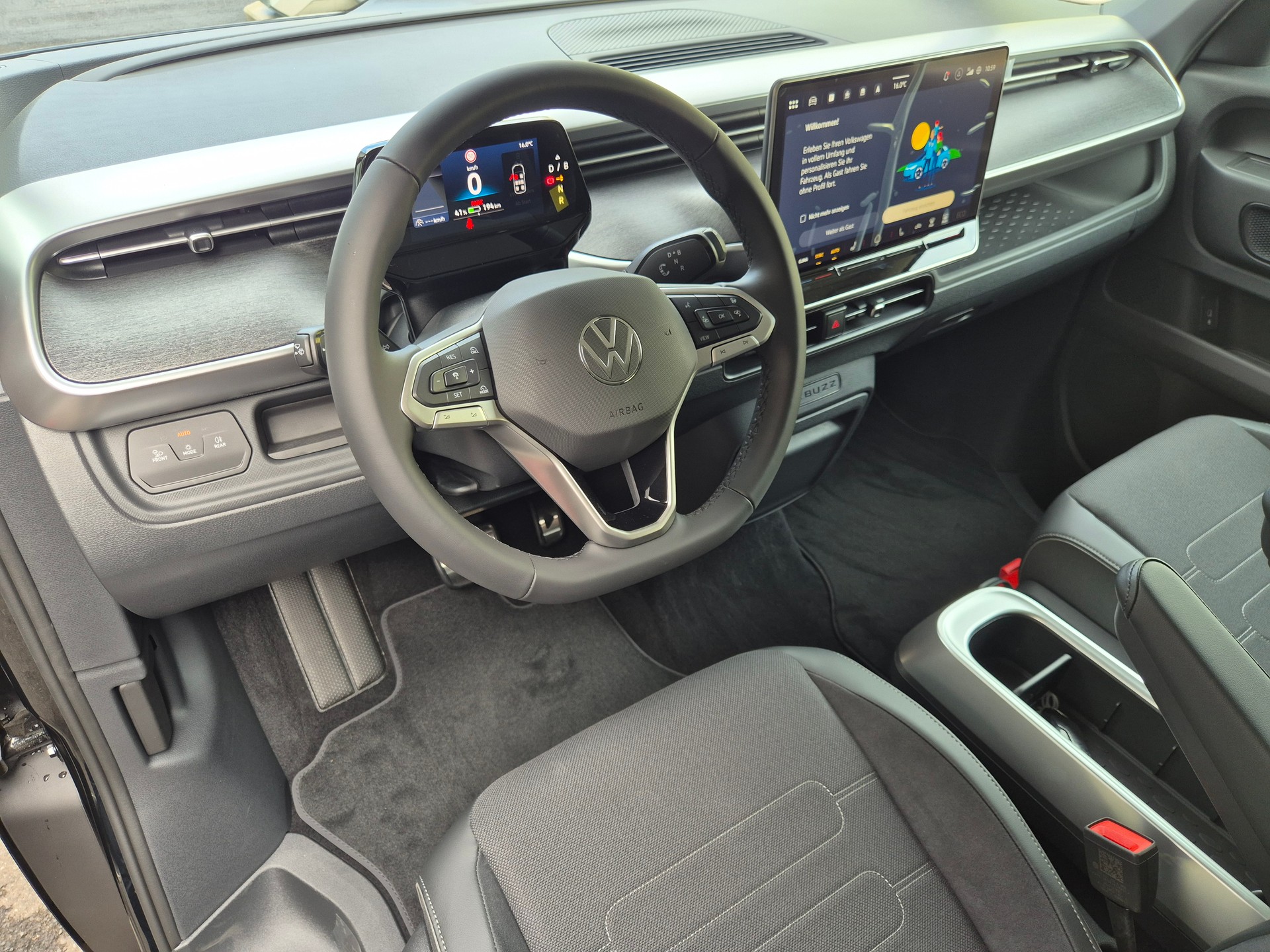 VW ID.Buzz LWB Pro 4 Motion-image-14