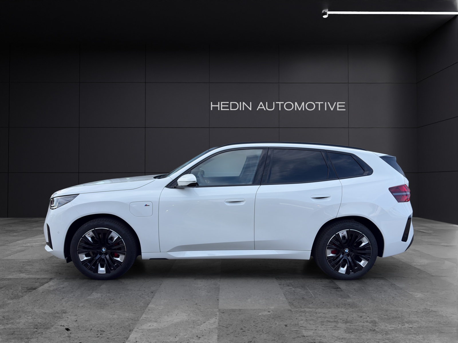 BMW X3 30e xDrive-showroom-element-2