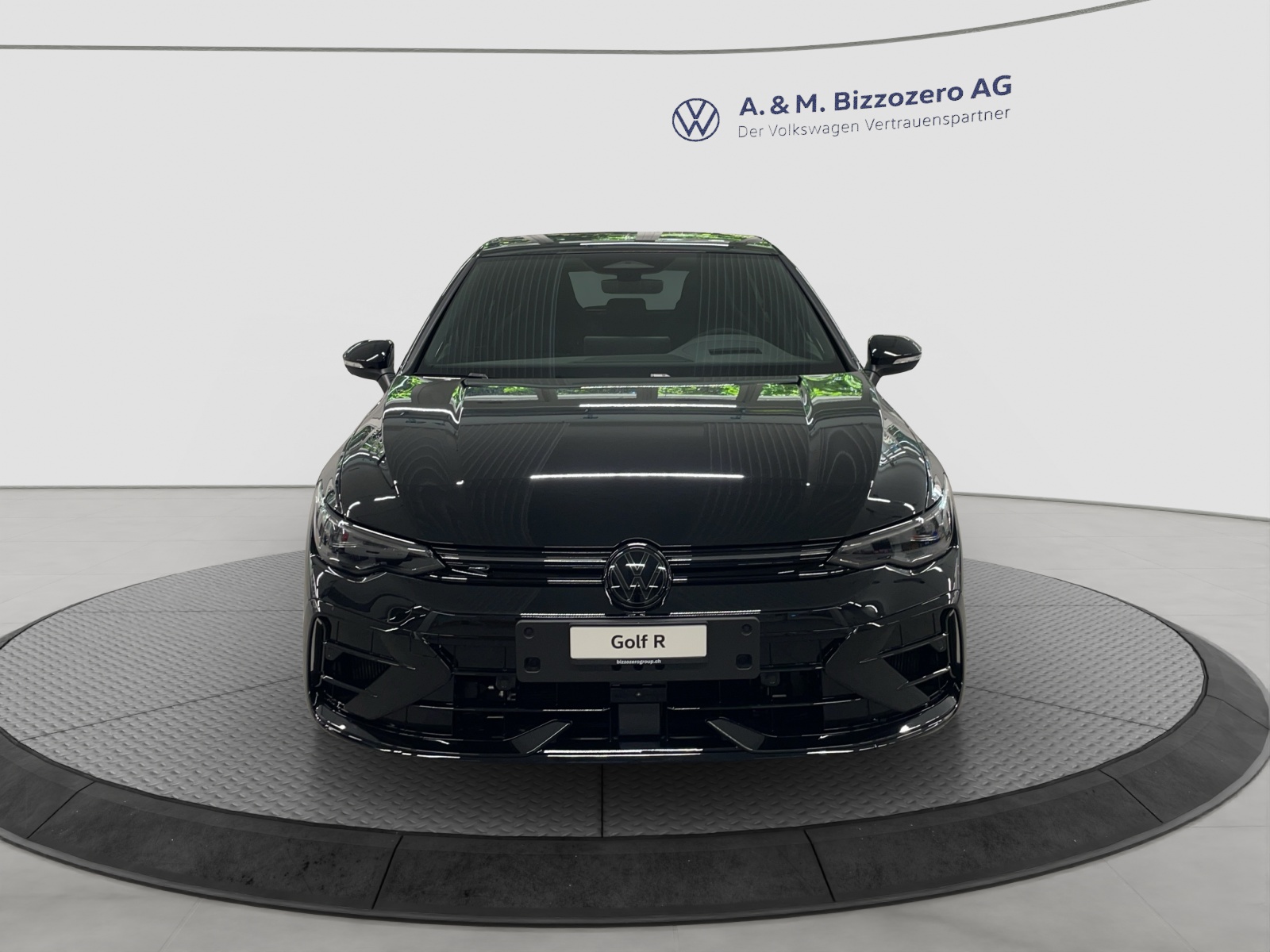 VW Golf 2.0 TSI R DSG 4 Motion-image-7