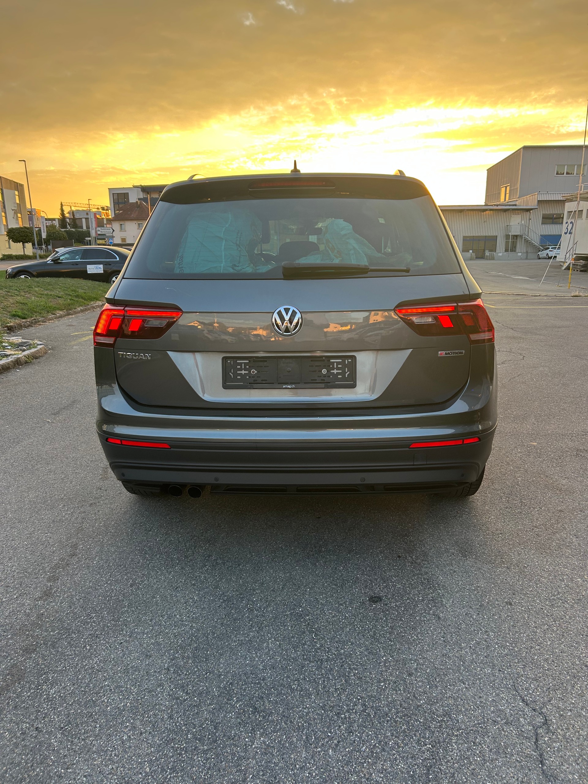 VW Tiguan 2.0 TDI SCR Highline 4Motion DSG-image-13