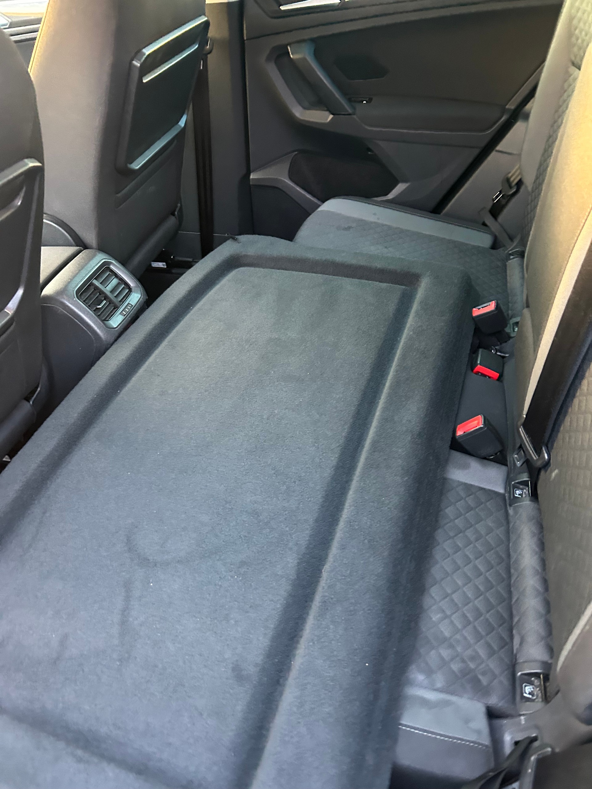 VW Tiguan 2.0 TDI SCR Highline 4Motion DSG-image-10