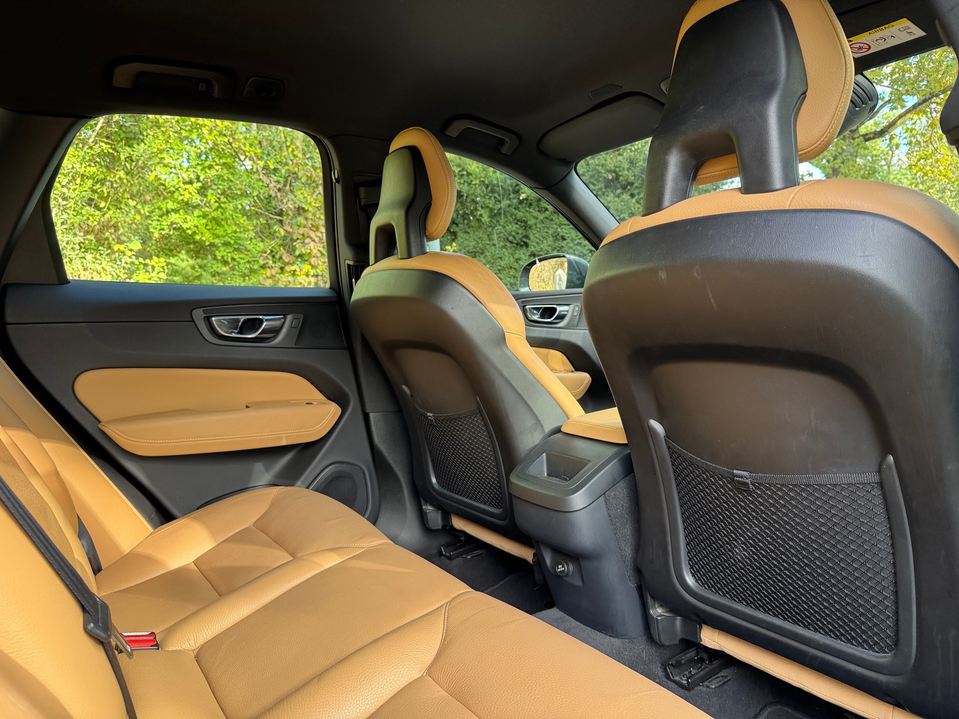 VOLVO XC60 T5 AWD Momentum Geartronic-image-13