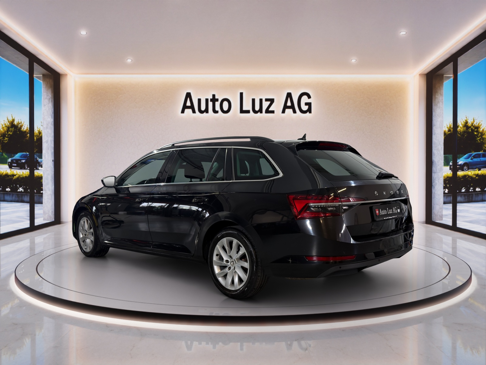 SKODA Superb Combi 2.0 TDi Ambition 4x4 DSG-image-4