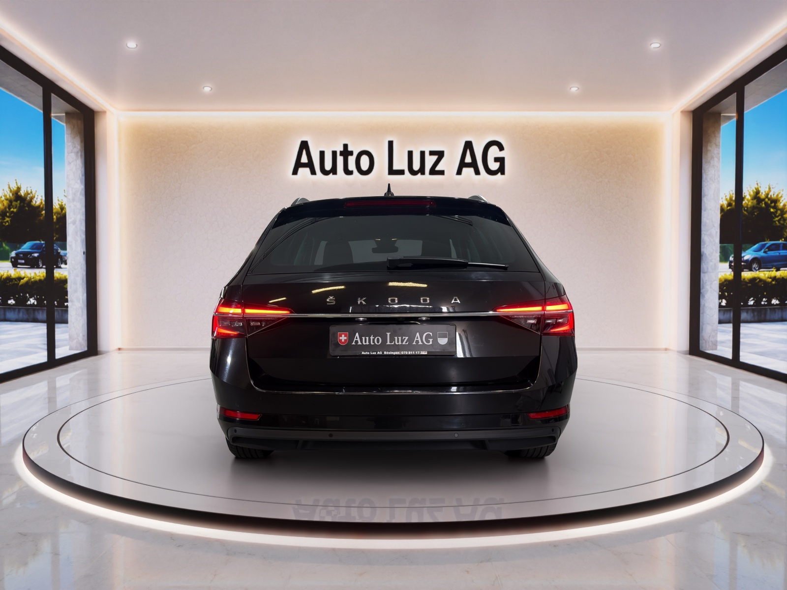 SKODA Superb Combi 2.0 TDi Ambition 4x4 DSG-image-17